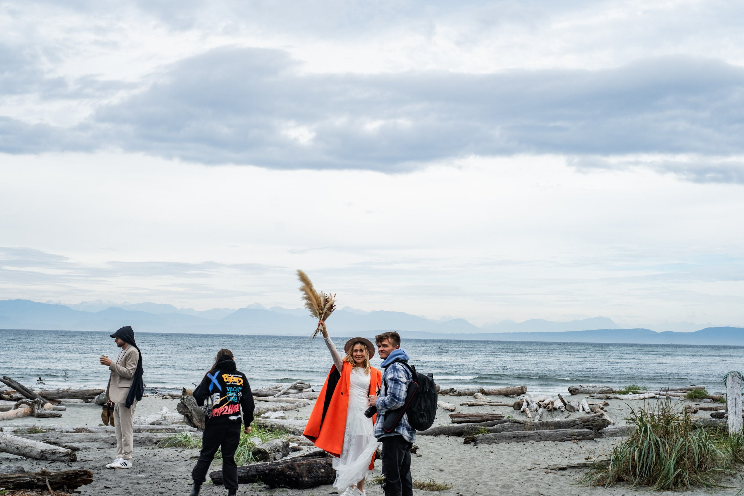 Wedding Photographer in Courtenay, BC | Cinematic Wedding Photography. Courtenay, BC Photographer | Comox Valley | artparadoXsnapforge