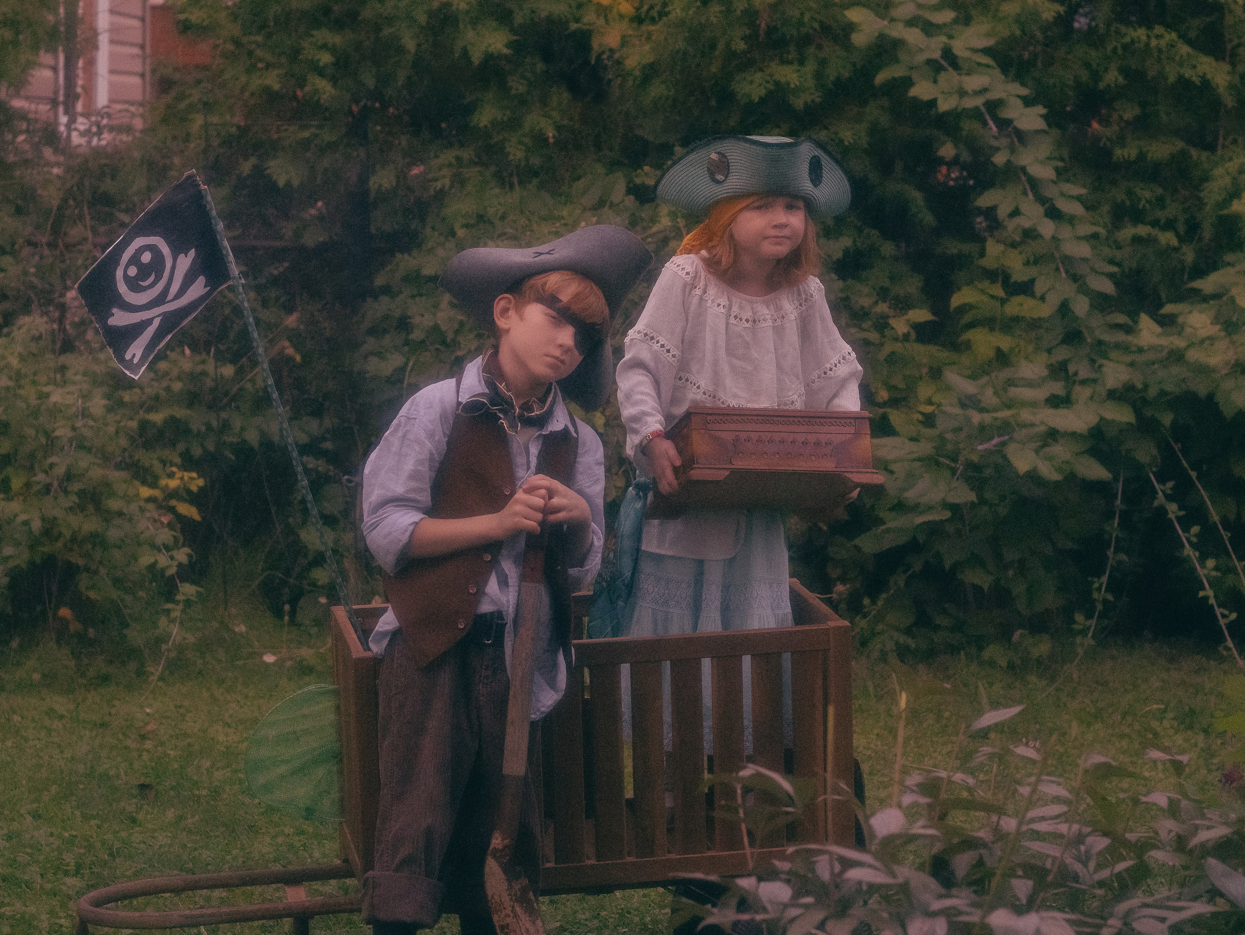 Pirates of the Garden. Toronto Portrait Photographer Lena Lac
