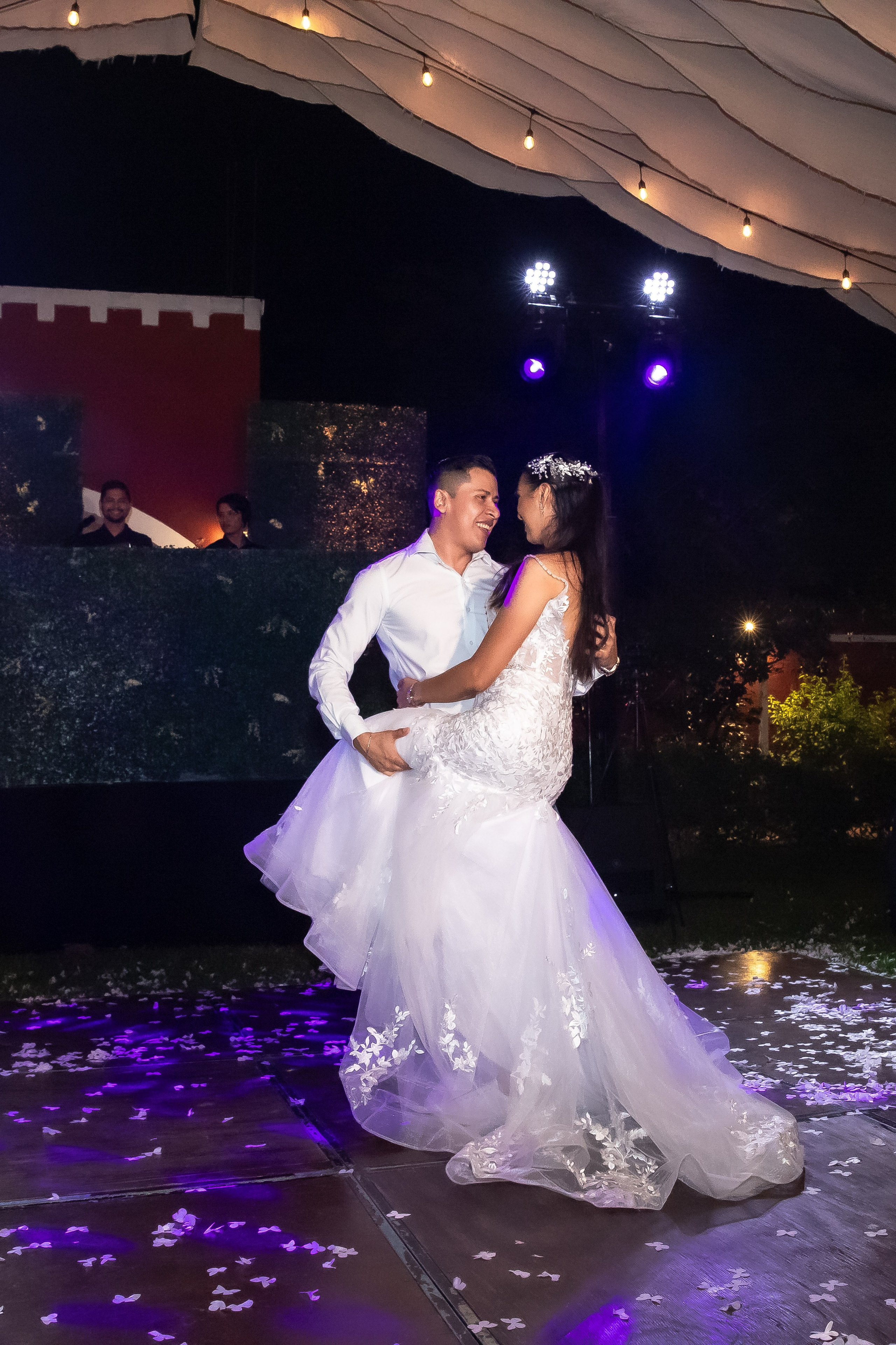 Delta & Cesar. Simón Enríquez Studio