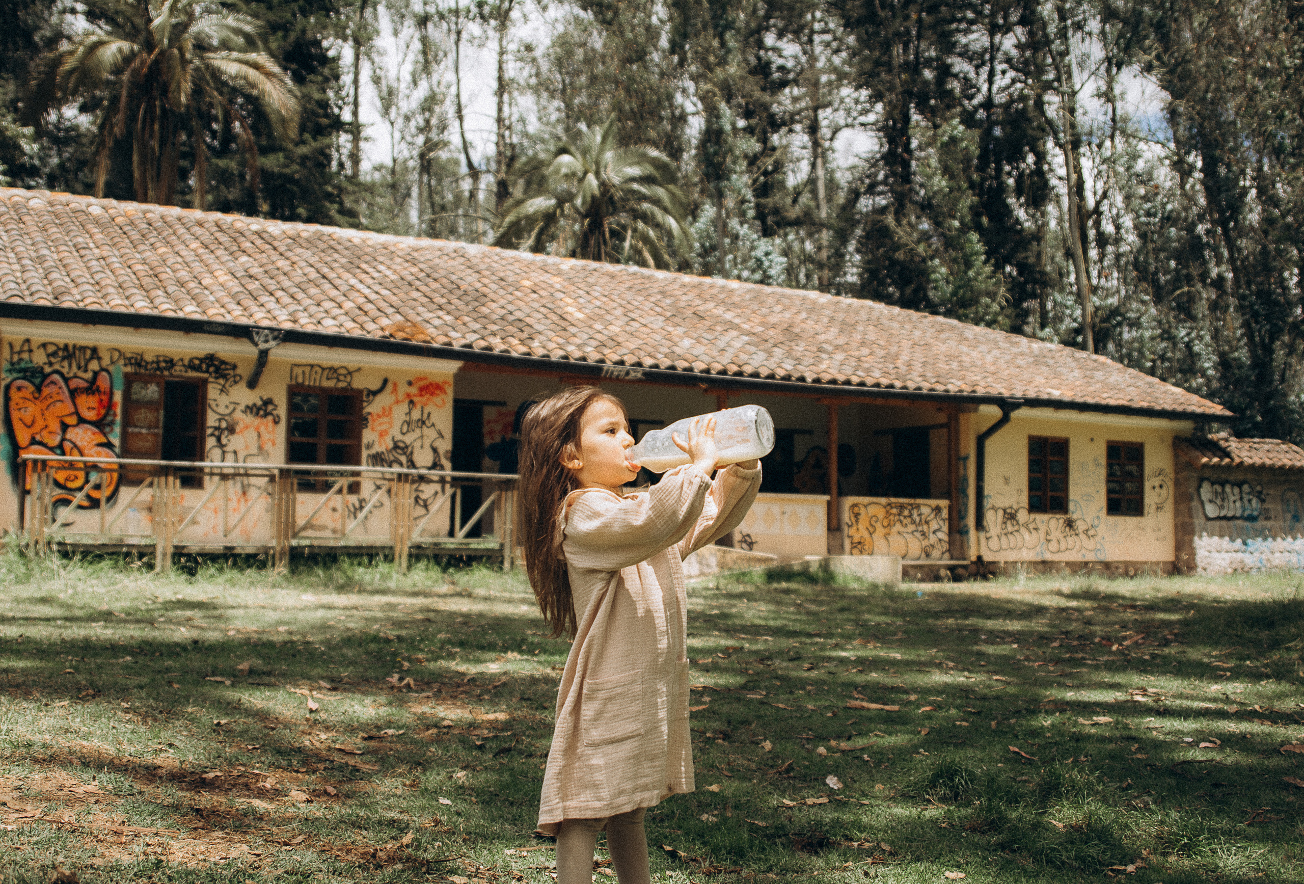 Sesión fotográfica de familia estilo lifestyle. Fotografo de familia en Quito Anastasia Eliseeva