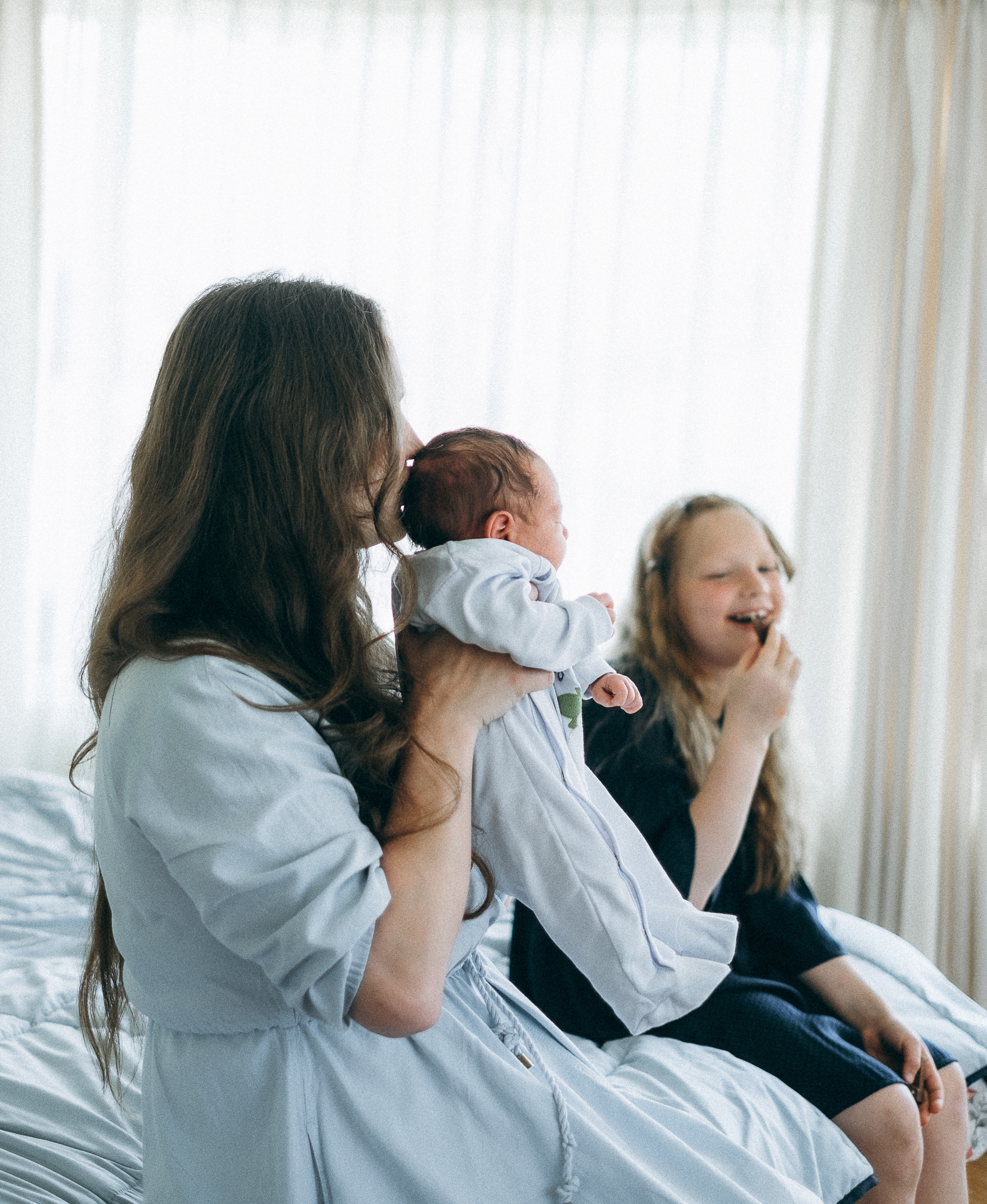 Sesión fotográfica de recién nacido  en Quito. Fotografo de familia en Quito Anastasia Eliseeva