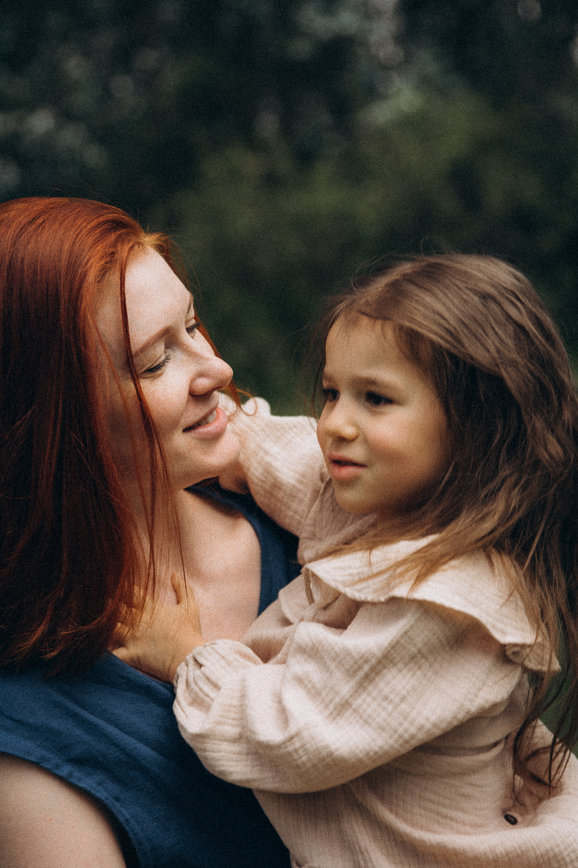 Sesión fotográfica de familia estilo lifestyle. Fotografo de familia en Quito Anastasia Eliseeva