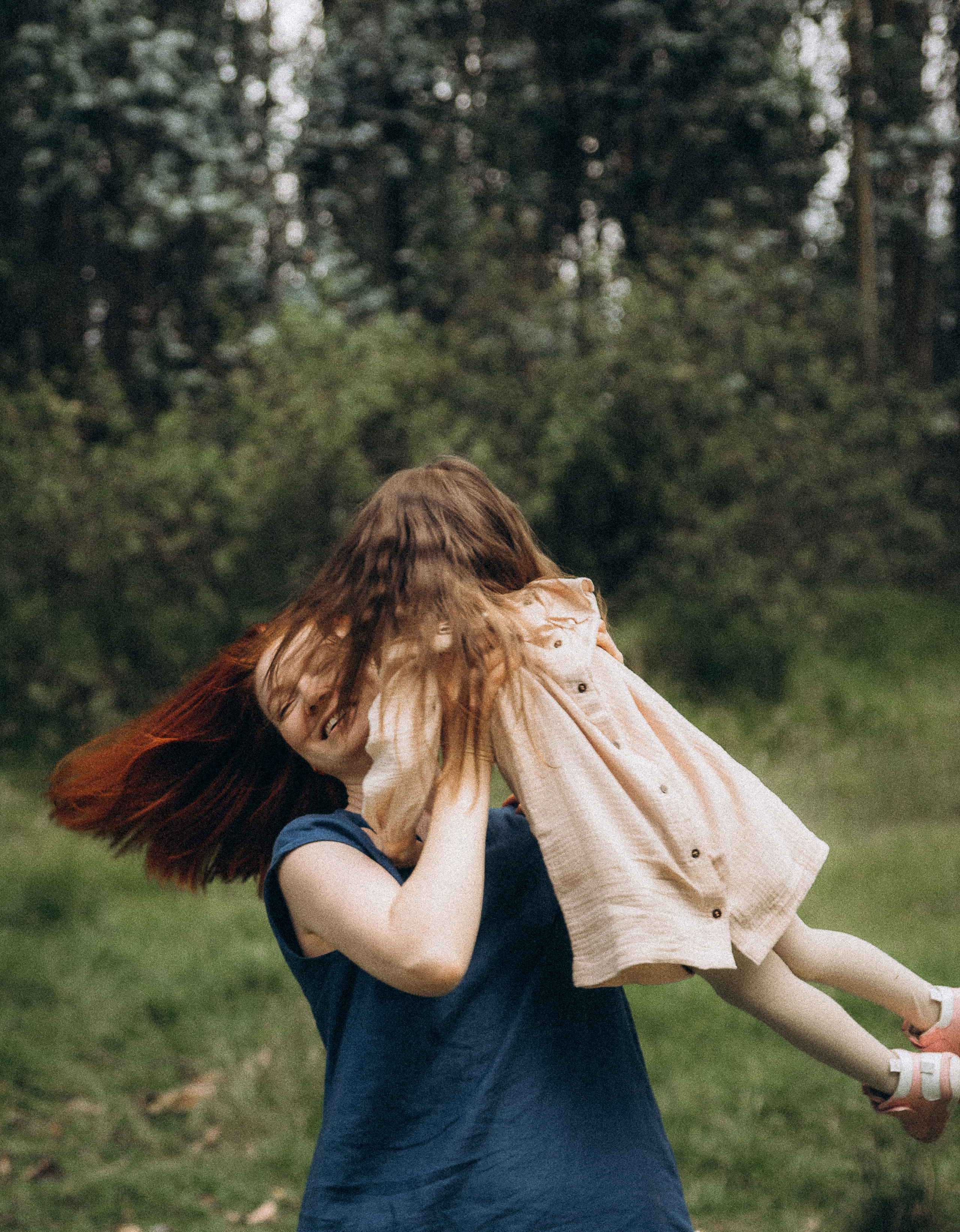 Sesión fotográfica de familia estilo lifestyle. Fotografo de familia en Quito Anastasia Eliseeva