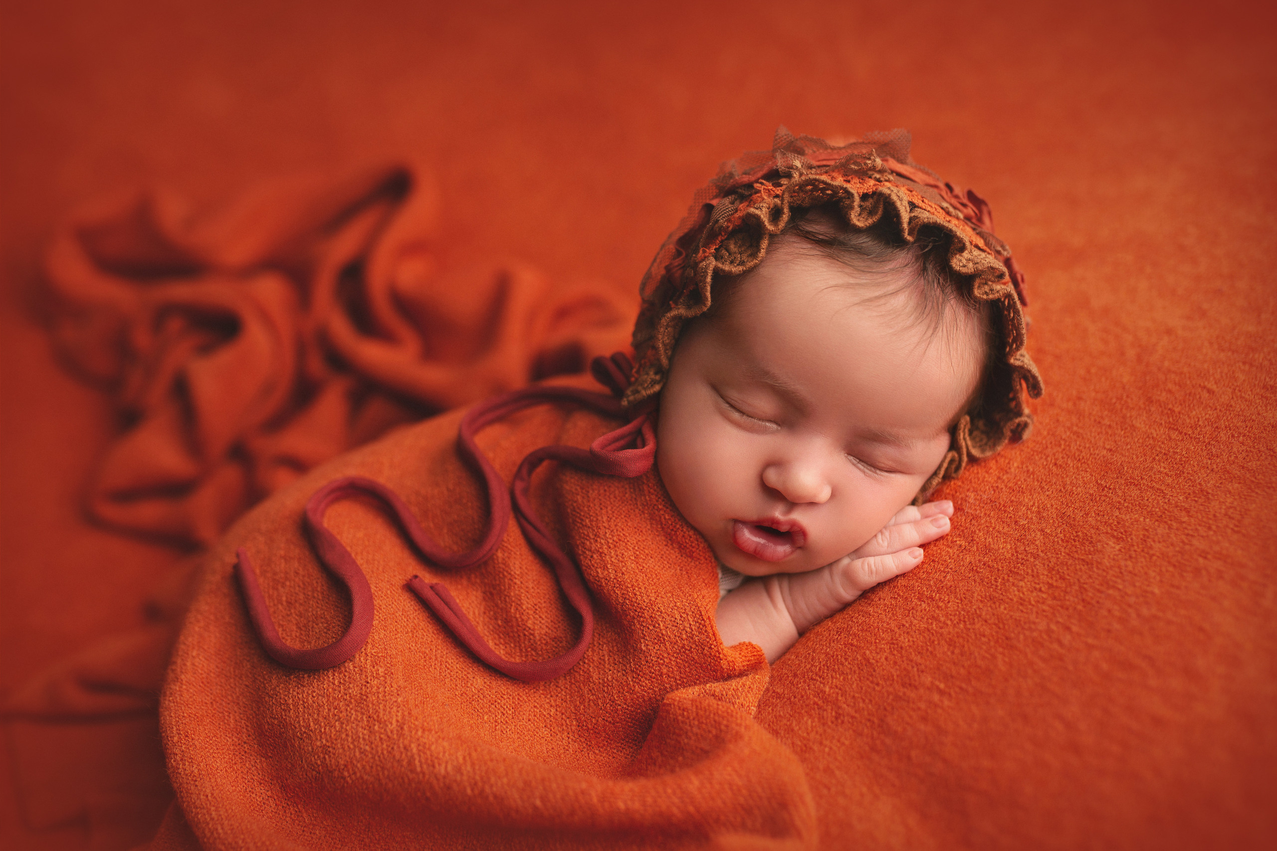 Ottawa Newborn and Baby Newborn Photographer Elena Helali