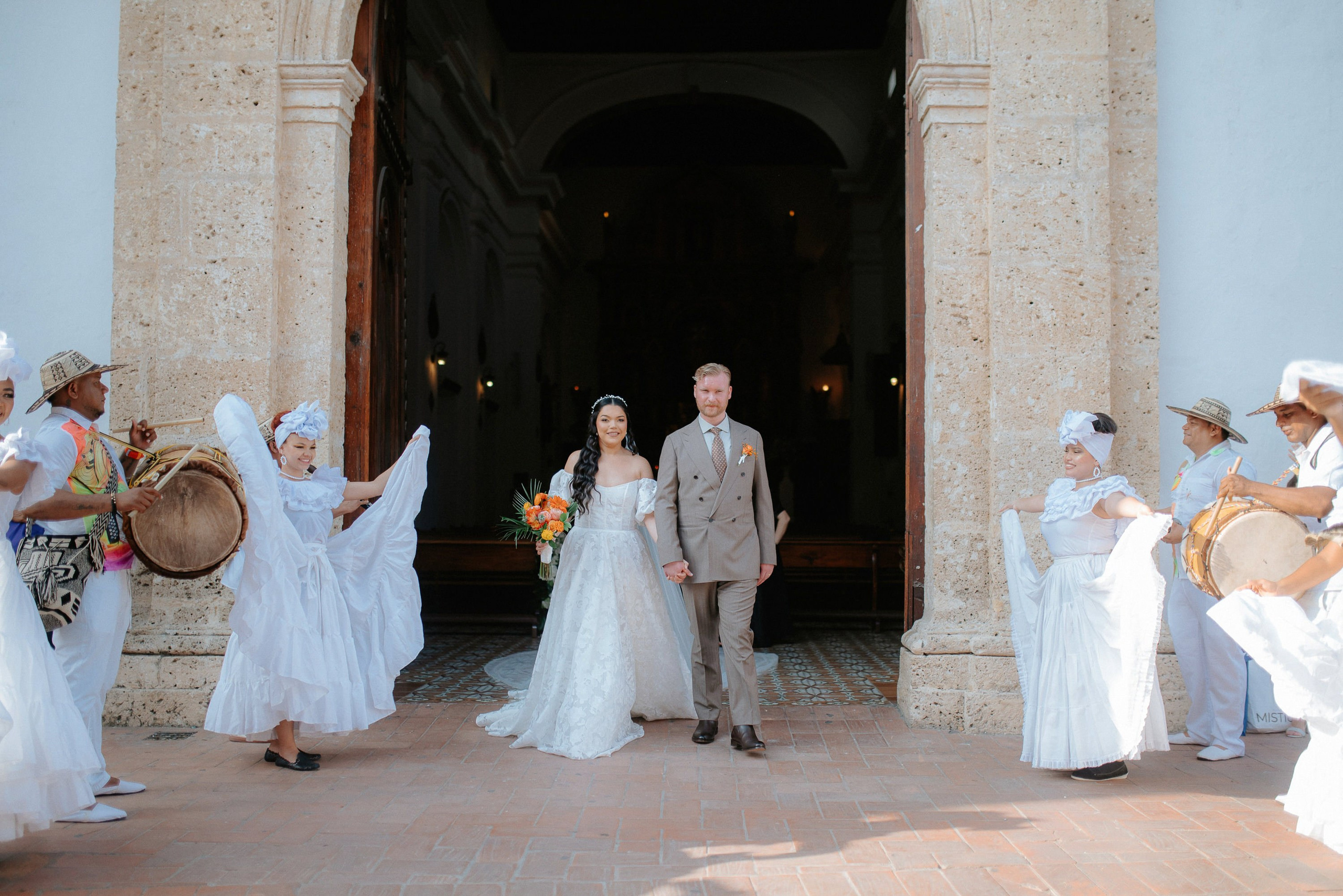 Cindy + Garrett | Destination Wedding Photos in Cartagena 2025 – César Vanegas Photography. César Vanegas Photography | Wedding & Travel Photographer | Cartagena, Colombia