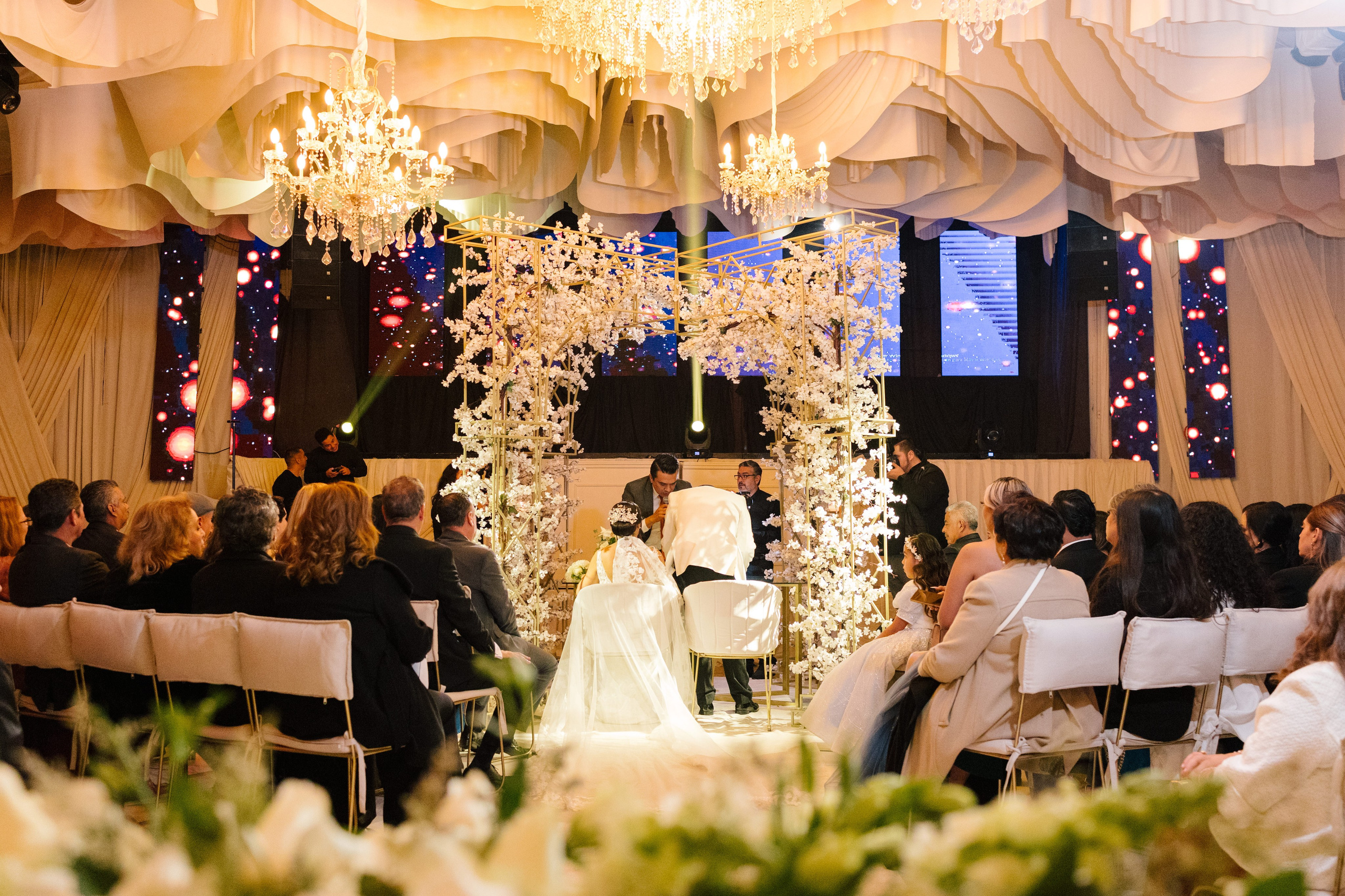 Alejandra y Salvador. Wedding Photographer Ruth Preciado