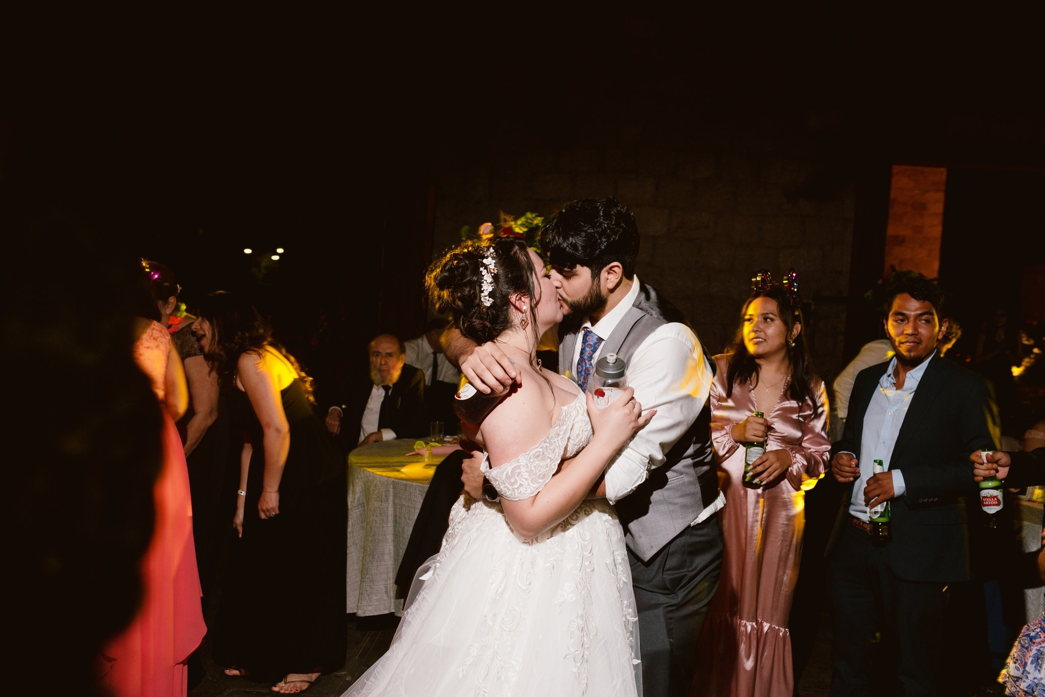 Sofía y Diego: Boda en San Luis Potosí - Parque norte. Fotógrafo de bodas