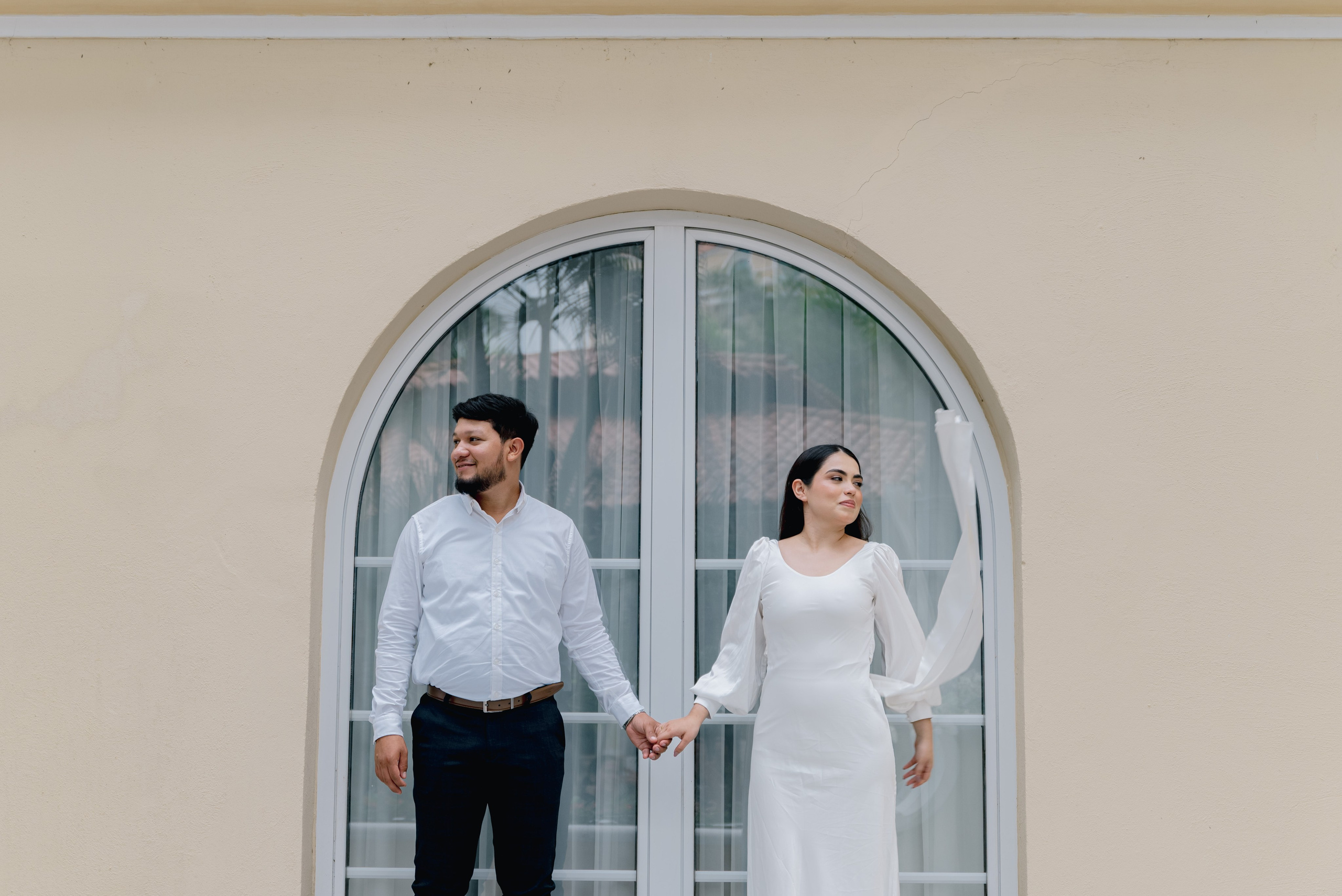 Pre-wedding at Icononic Hotel El Prado in Barranquilla, Colombia. Fotógrafos de bodas en Barranquilla, Cartagena y Santa Marta | BanderArt