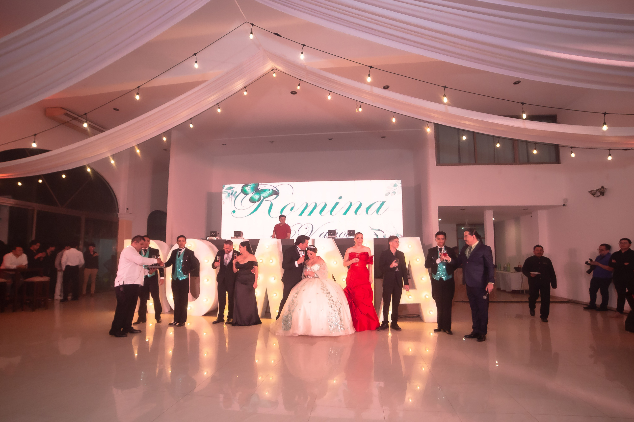 XV AÑOS ROMINA. Simón Enríquez Studio