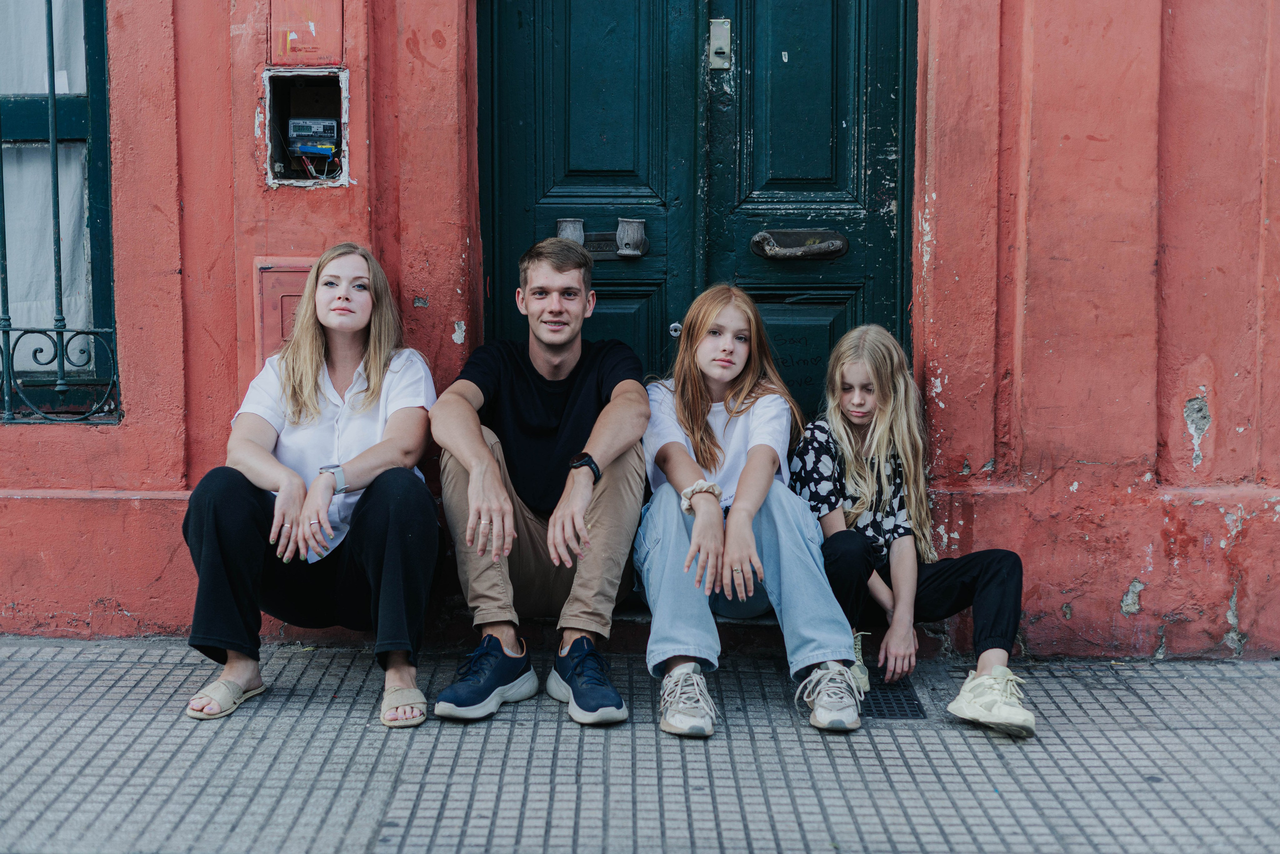 Guests from Mar del Plata. Photographer @elmirkami in the city of Buenos Aires