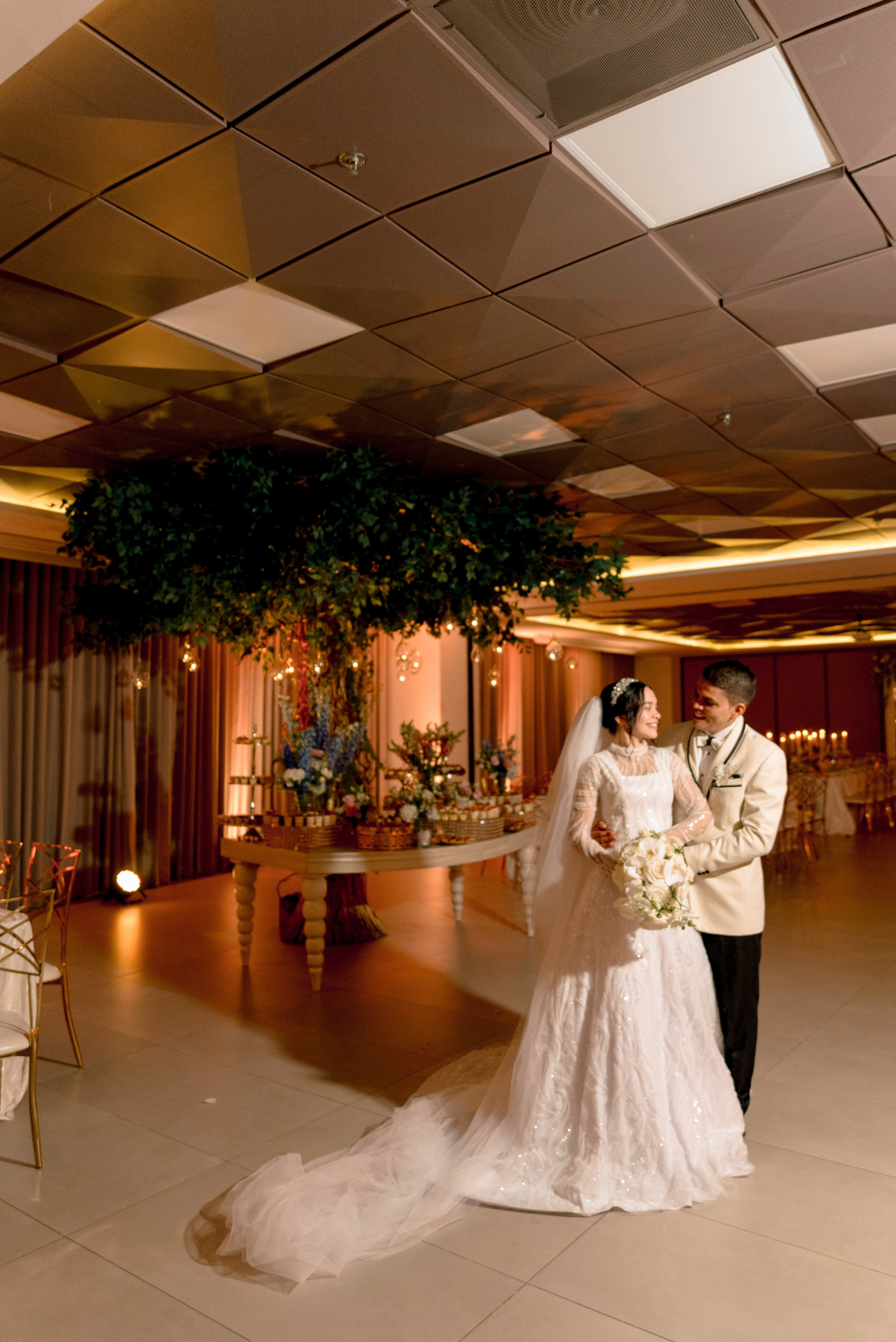 Boda en Barranquilla en Salón Comfamiliar Sede Caribe | Fotografía de boda profesional. Fotógrafos de bodas en Barranquilla, Cartagena y Santa Marta | BanderArt