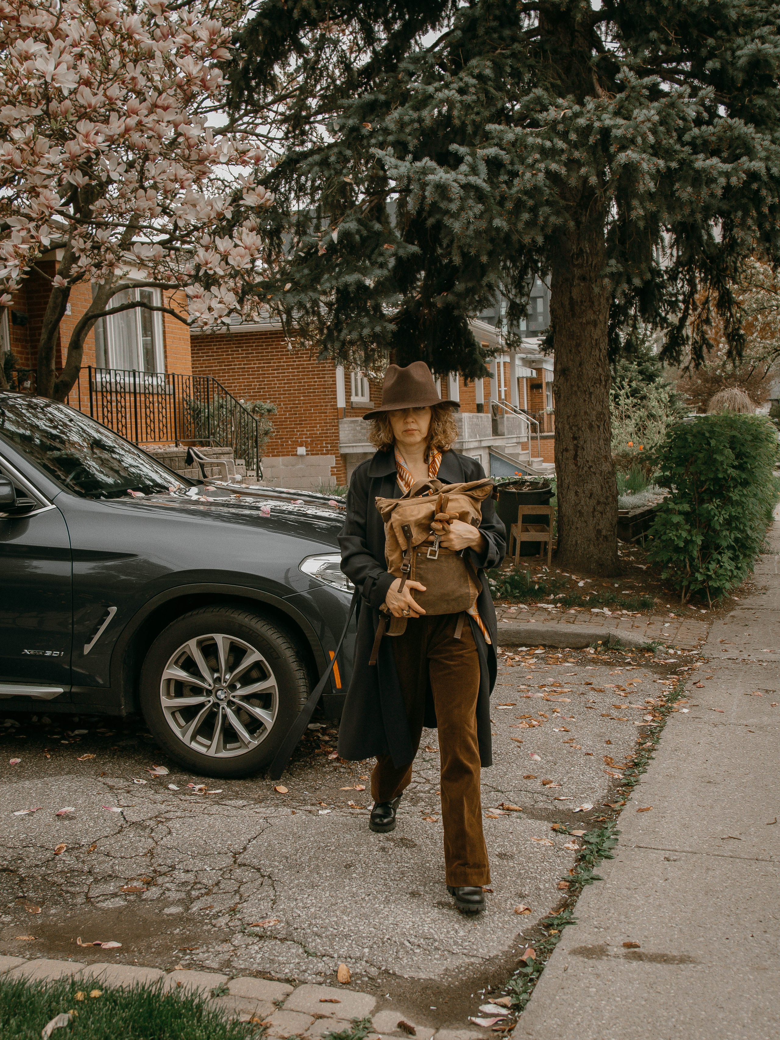 Photo session “Detective”, North York, Ontario. Toronto Portrait Photographer Lena Lac