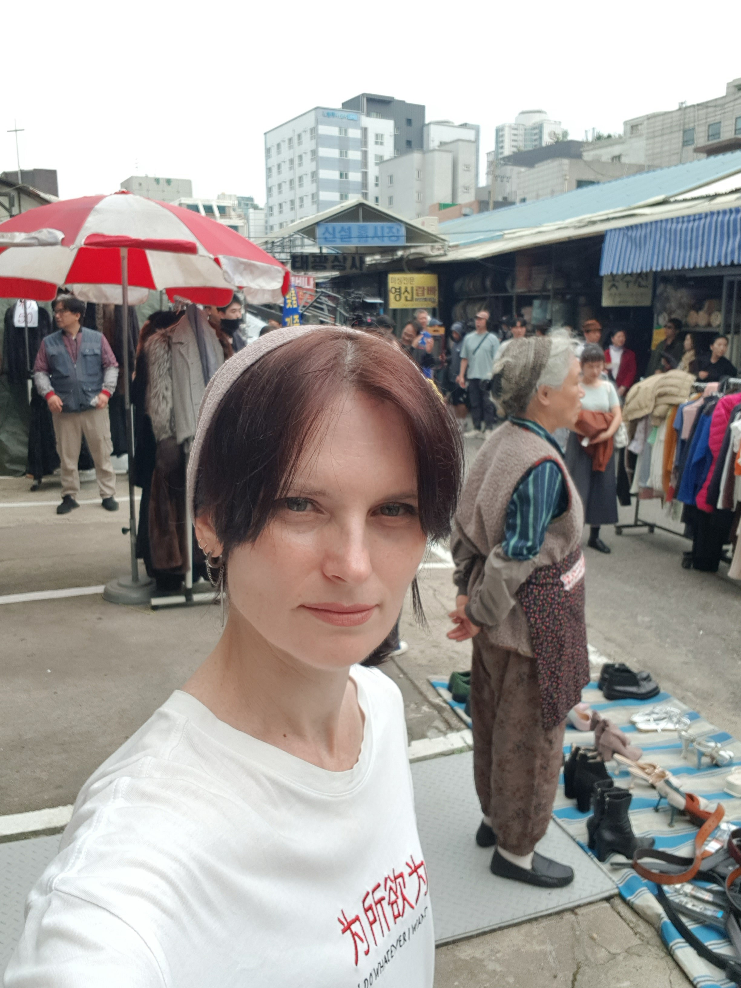 Drama shooting 태풍 상사 — extra, 03/08/2025. Фотограф в Сеуле, Южная Корея Наталья Доброквашина