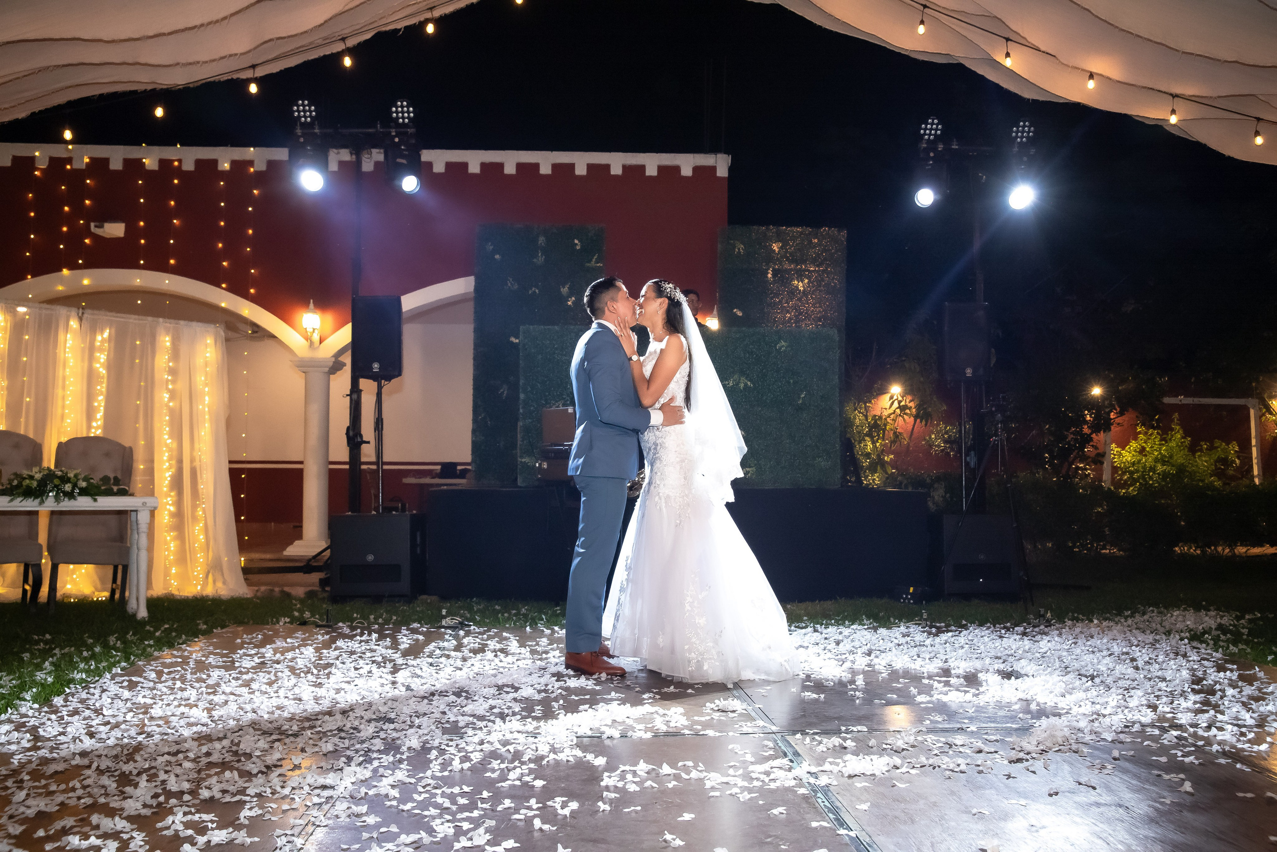 Delta & Cesar. Simón Enríquez Studio