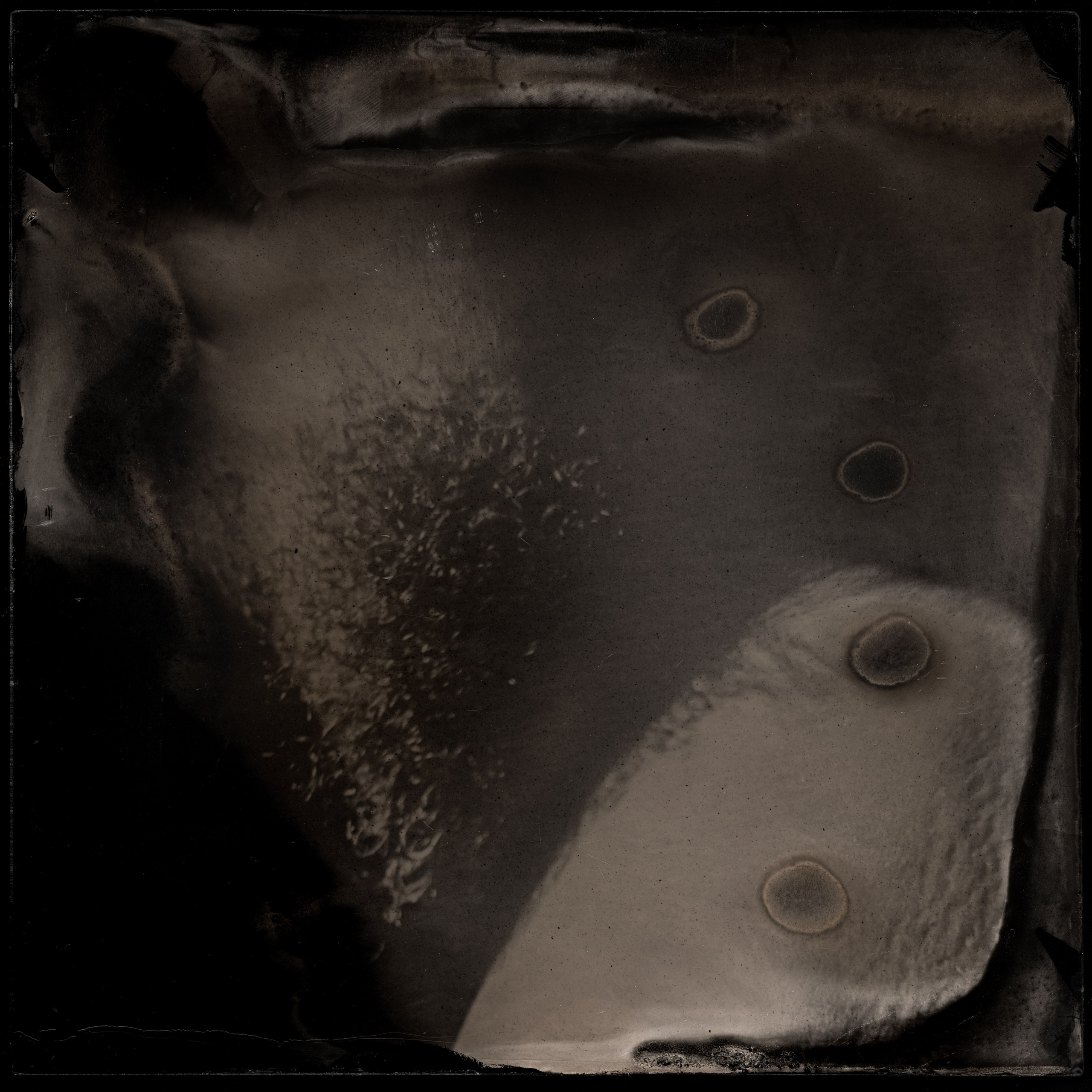 CORPUS. Adriano Escanhuela — Experimental
