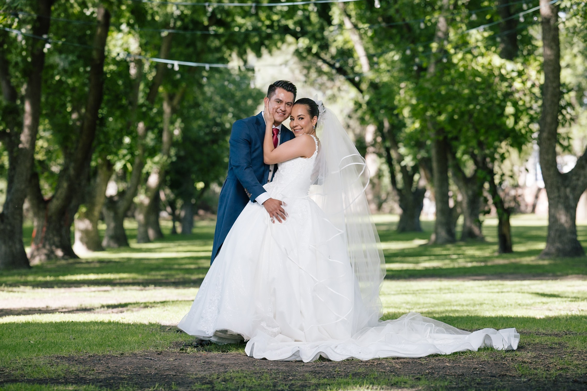 Formal. Wedding Photographer Ruth Preciado