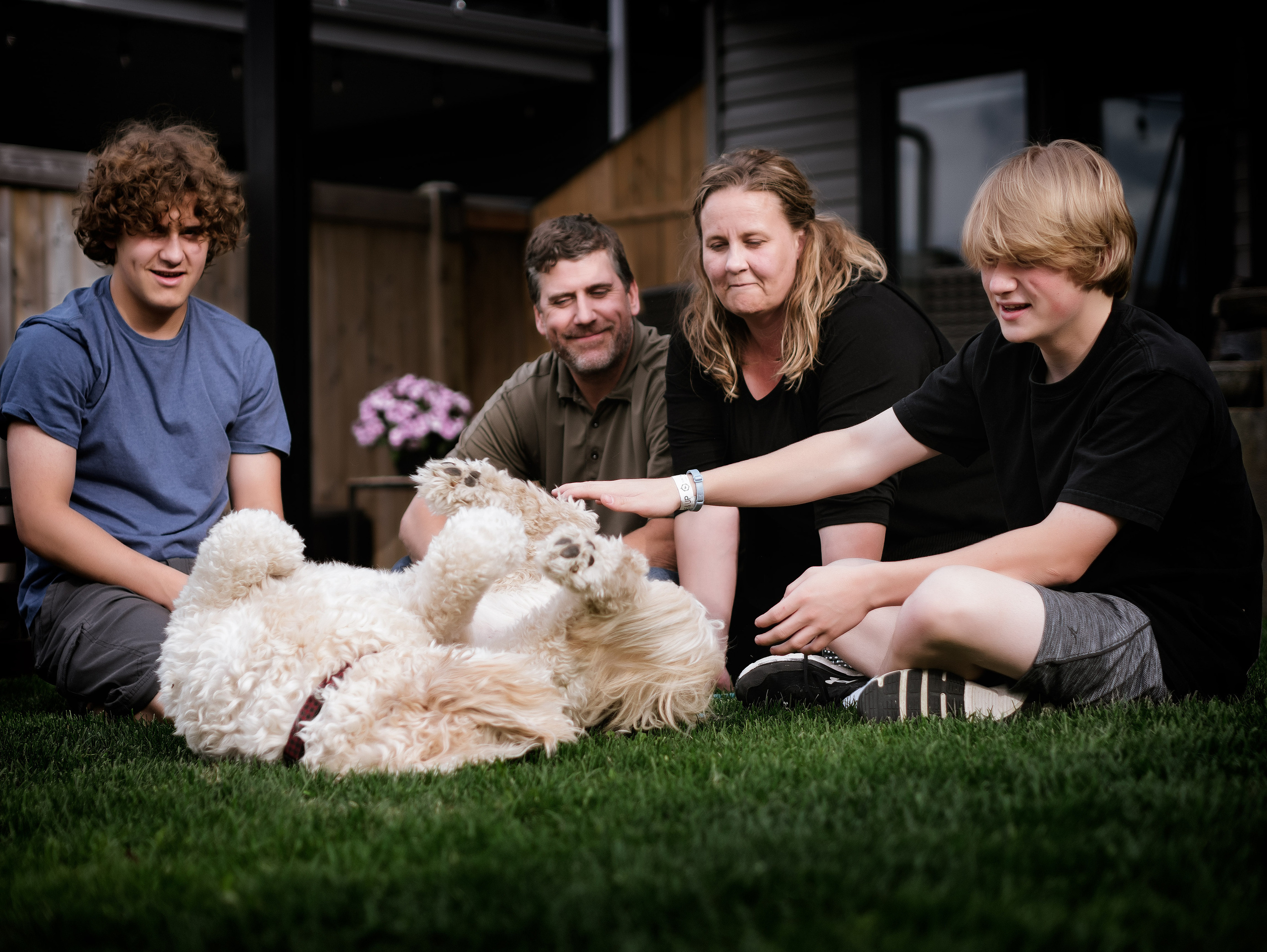 Outdoor Family Portrait Session Edmonton | Dimitri Studio