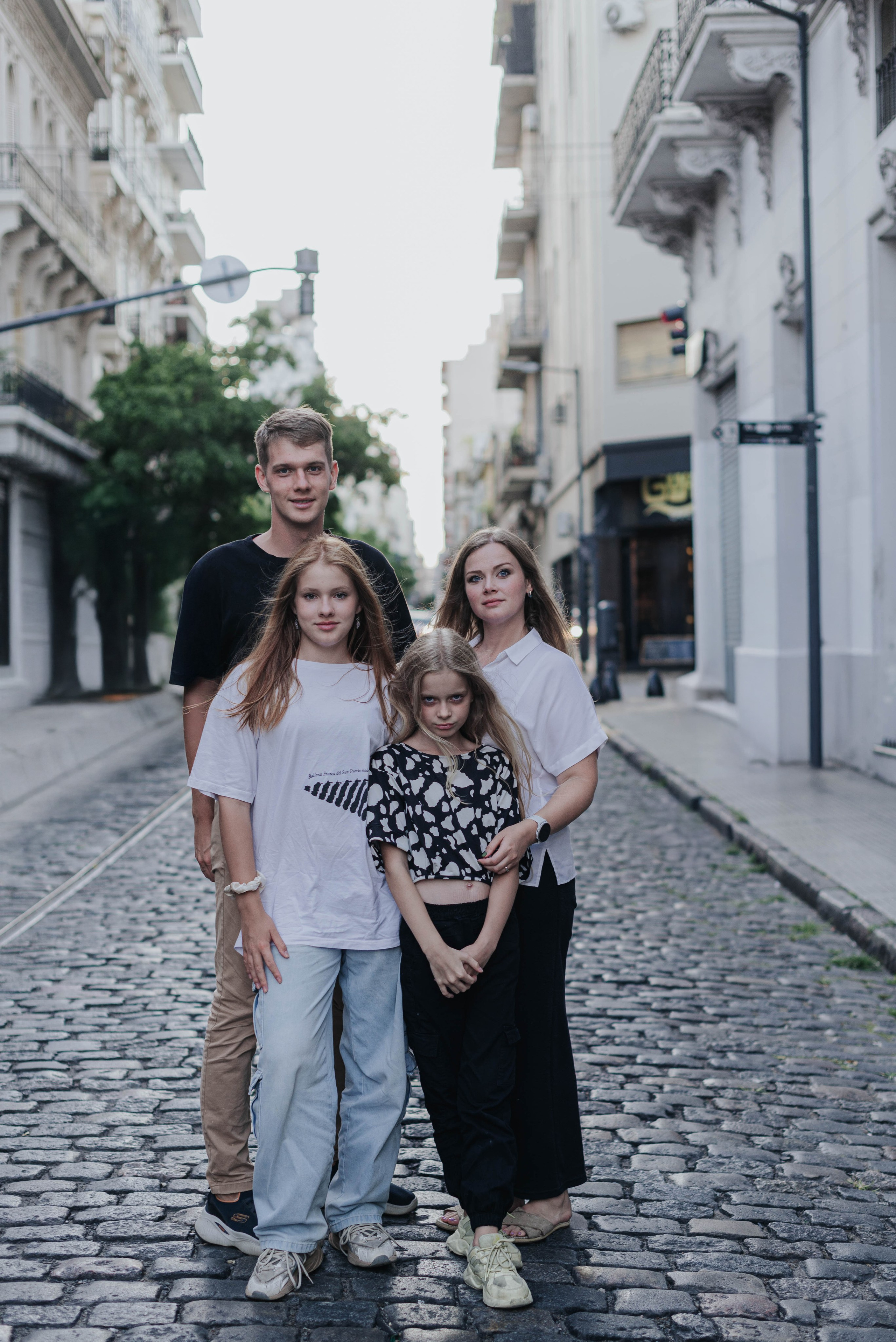 Guests from Mar del Plata. Photographer @elmirkami in the city of Buenos Aires