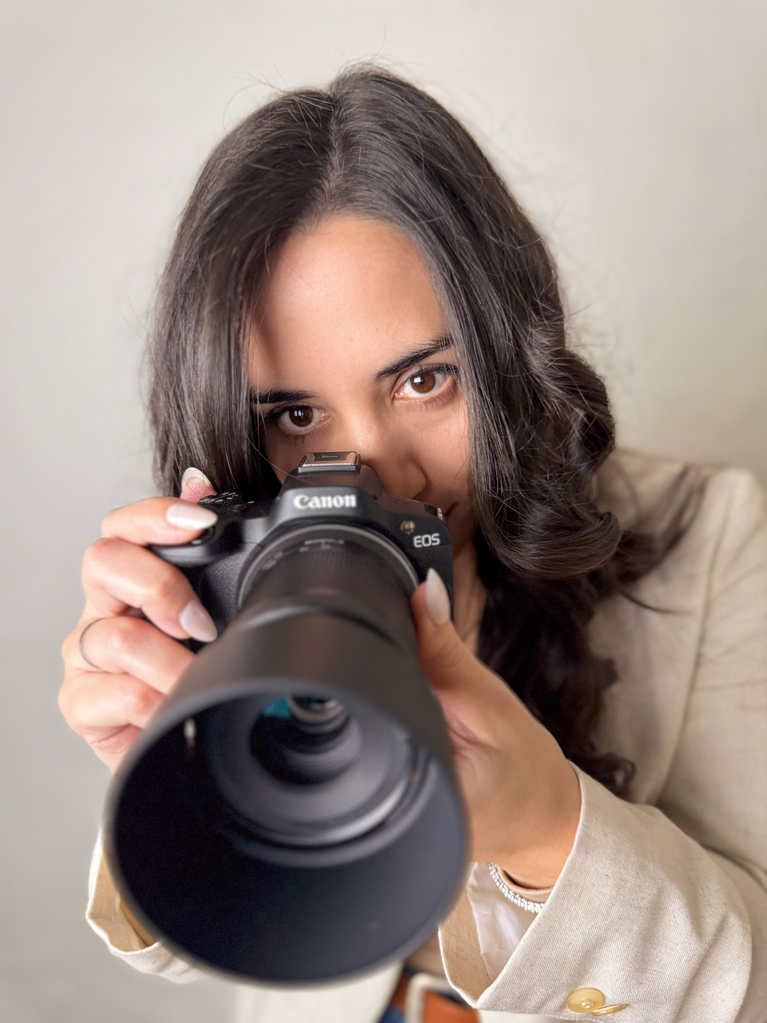 Sobre mi - Contacto. Fotografía Camila Wilson