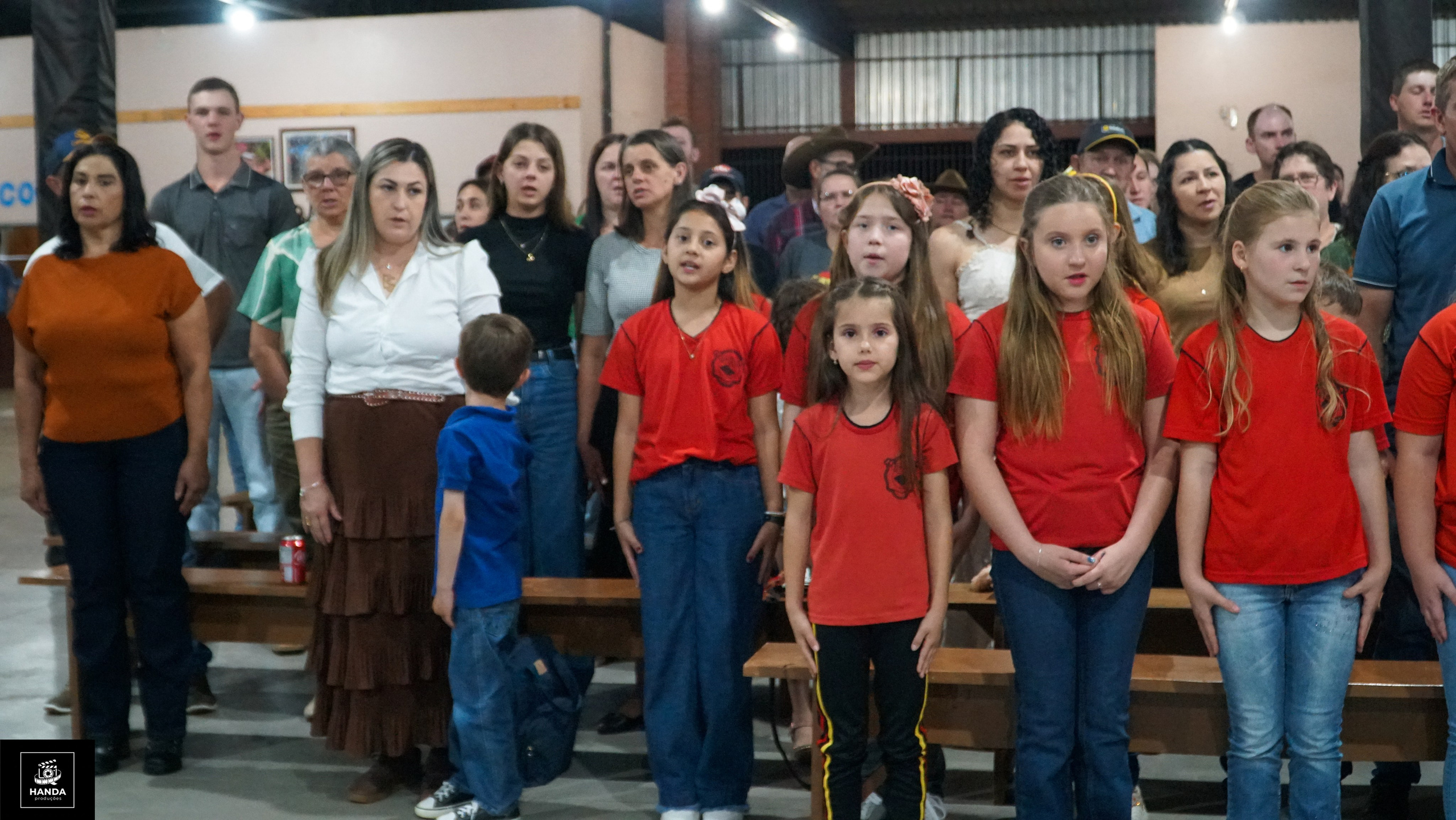 Noite autógrafos colégio Aurélio Buarque de Holanda. Fotografia e Filmagem Handa Produções