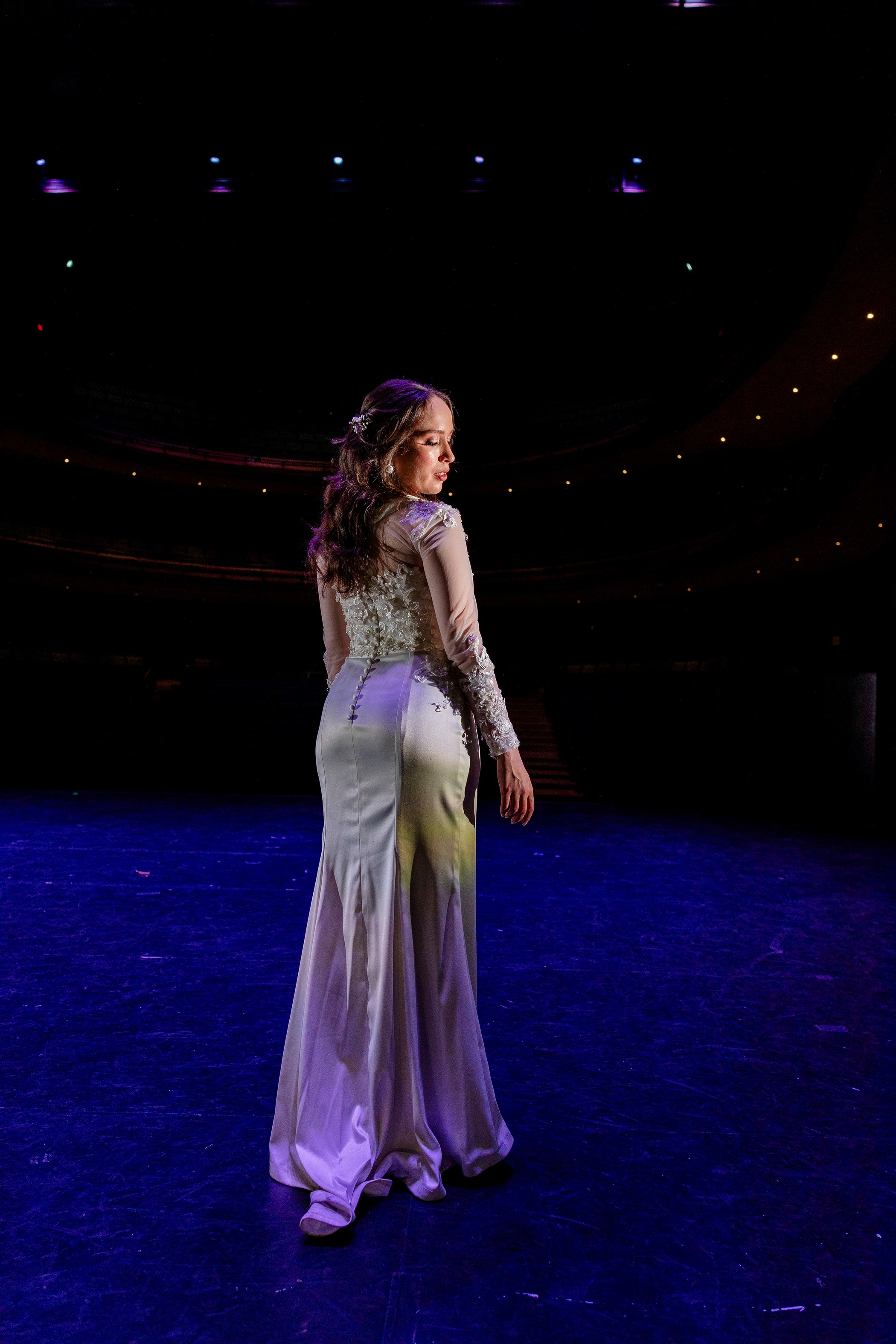 Formal. Wedding Photographer Ruth Preciado