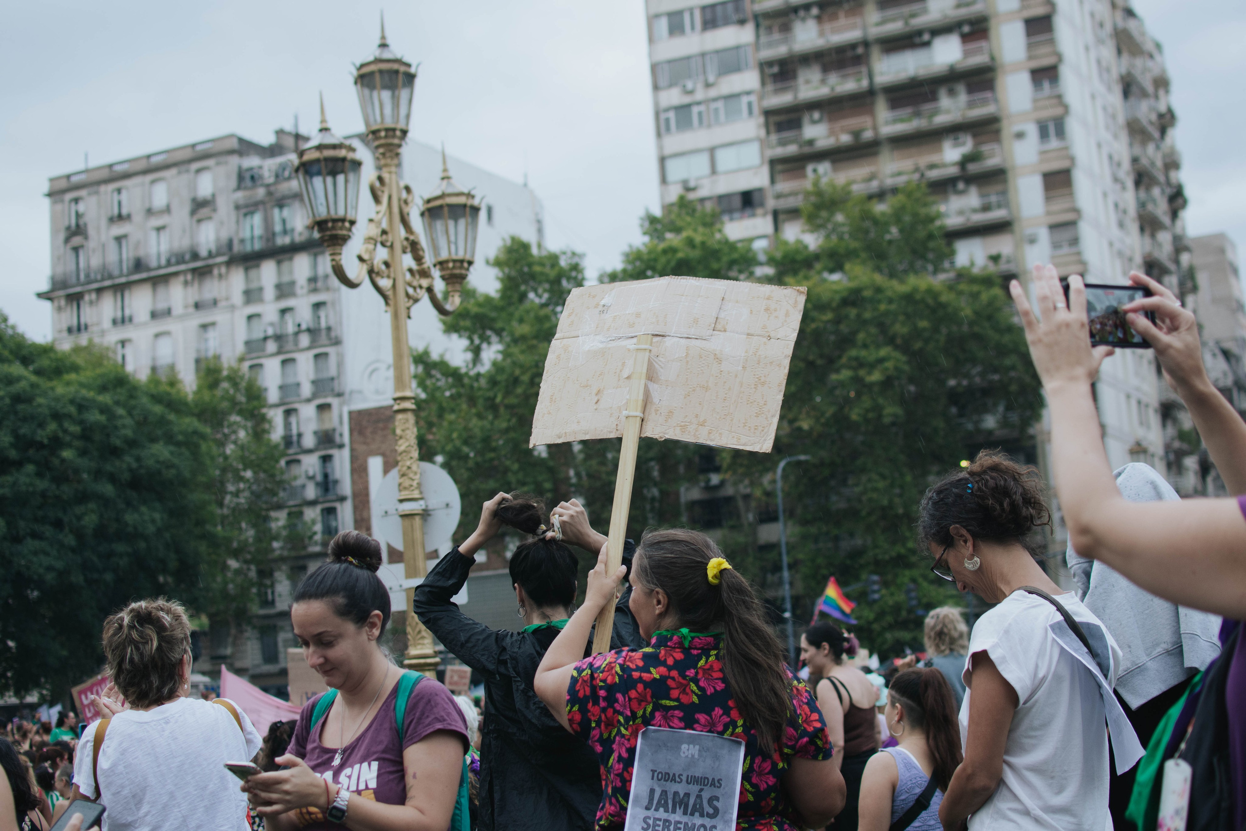 The Women’s March and our embroidery action. Reportage. Buenos Aires. Photographer @elmirkami in the city of Buenos Aires