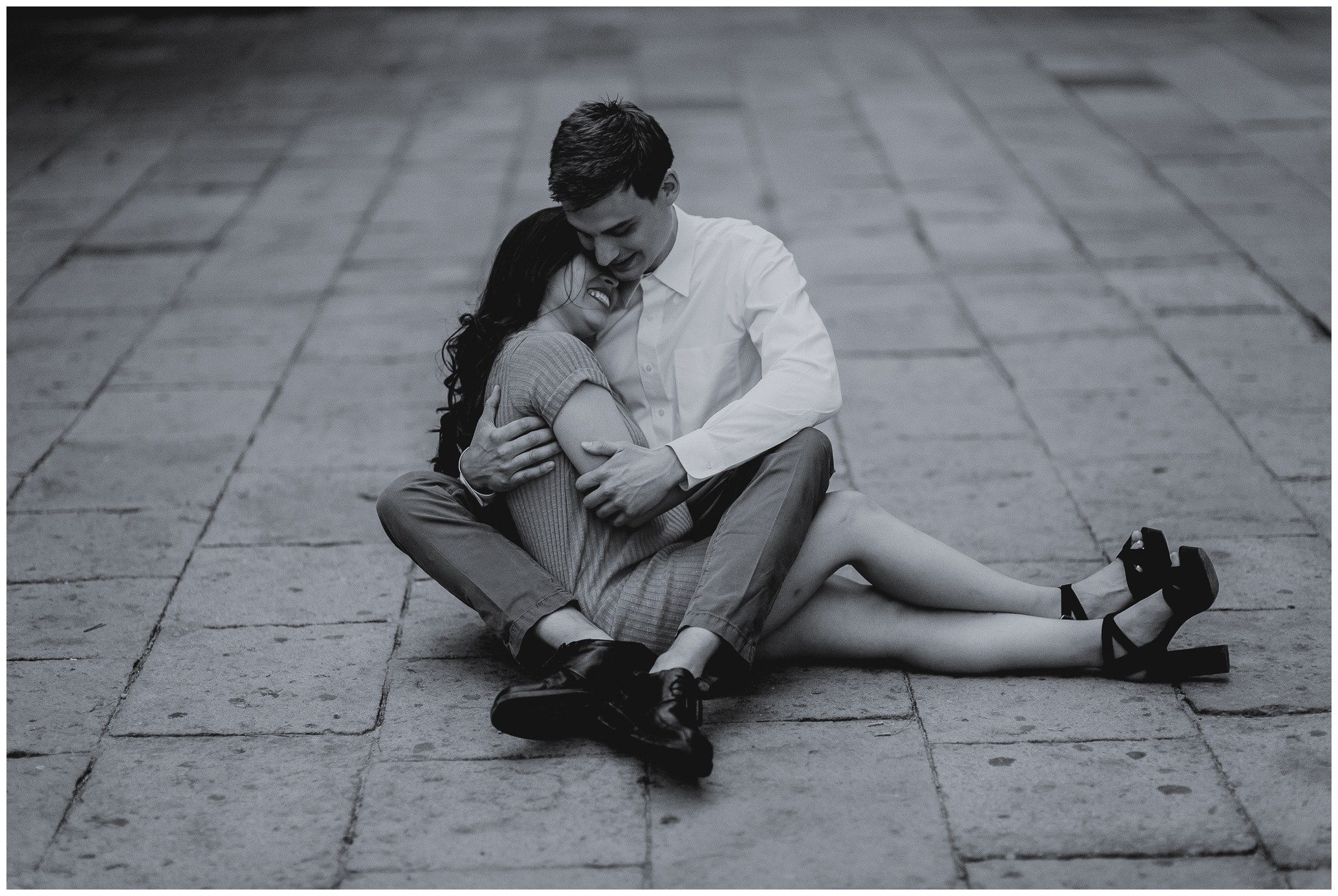 Andrea y Jordan: Sesión de pareja en centro historico de San Luis Potosí. Fotógrafo de bodas
