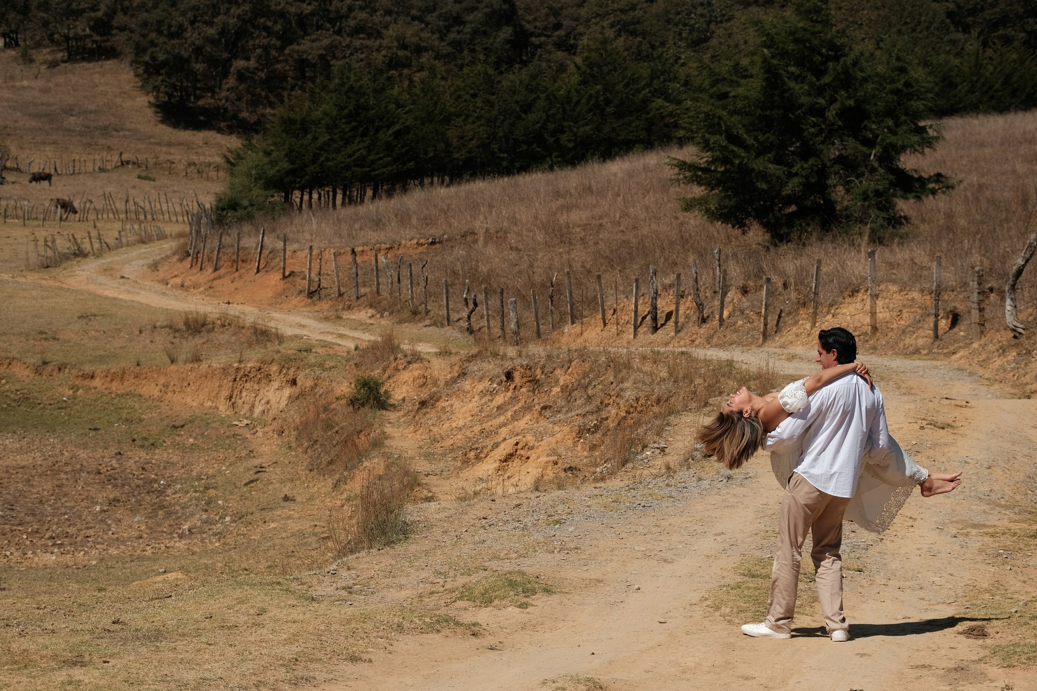 Tania y Christian: Sesión pre boda en Sierra de Álvarez. Fotógrafo de bodas