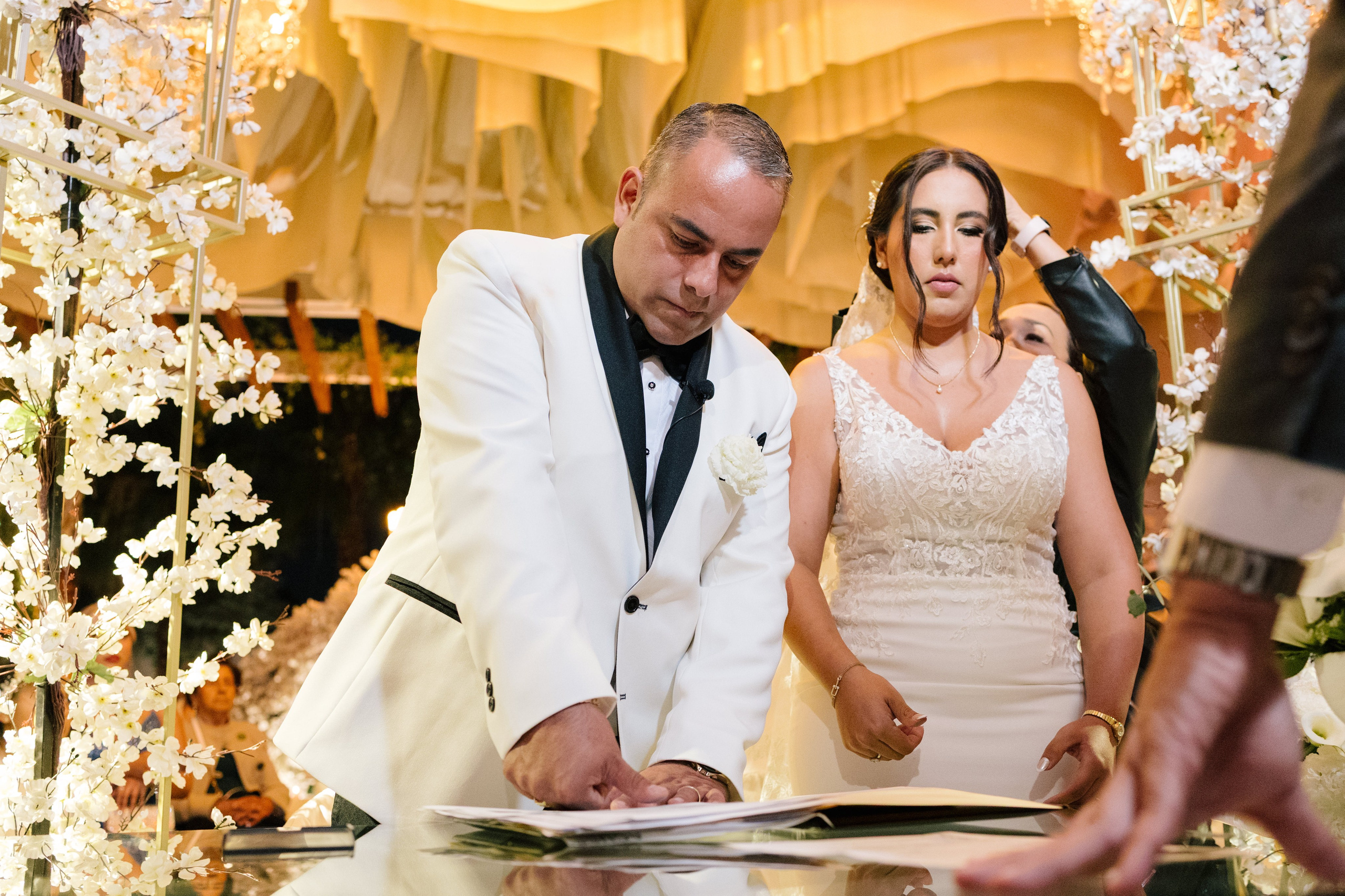 Alejandra y Salvador. Wedding Photographer Ruth Preciado