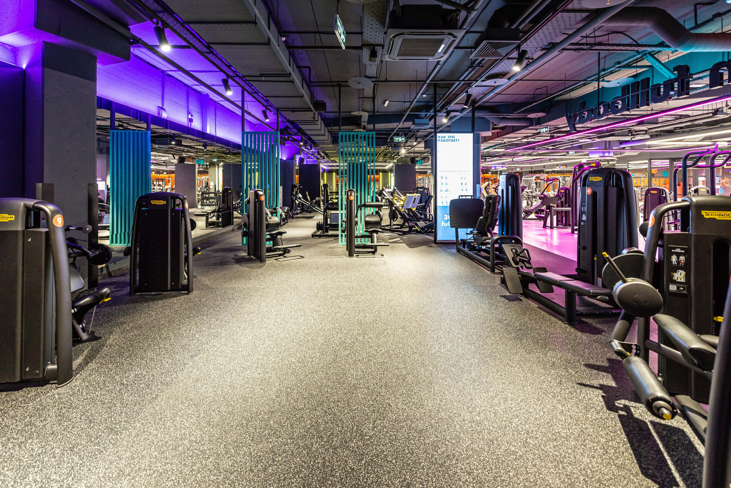 Фитнес-клуб DDX Fitness в Ростокино. ФОТОГРАФ МЕКСИКА КИНТАНА-РОО