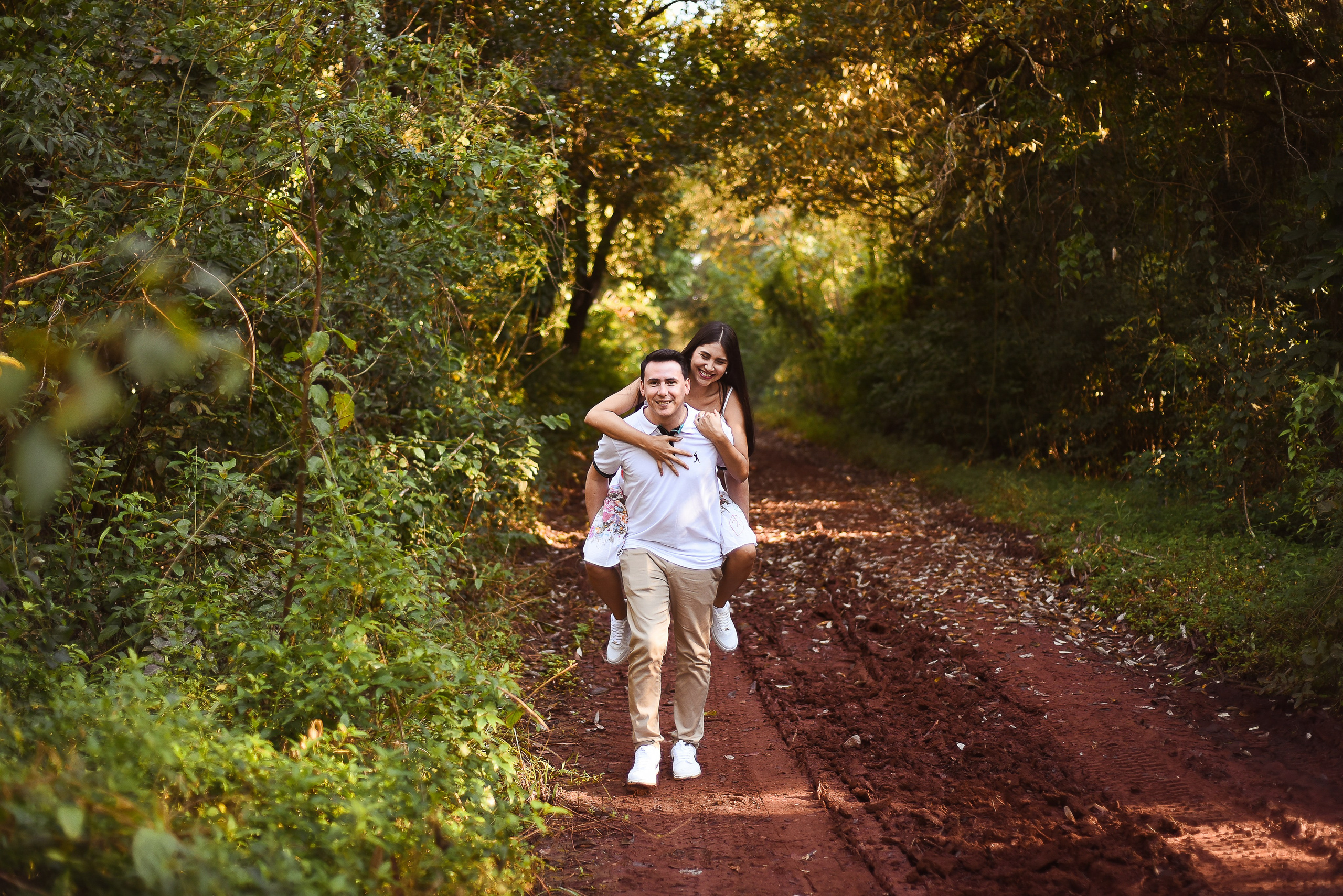Mica & Fer. Fotografo de casamiento en misiones y fotógrafo de familia  Posadas
