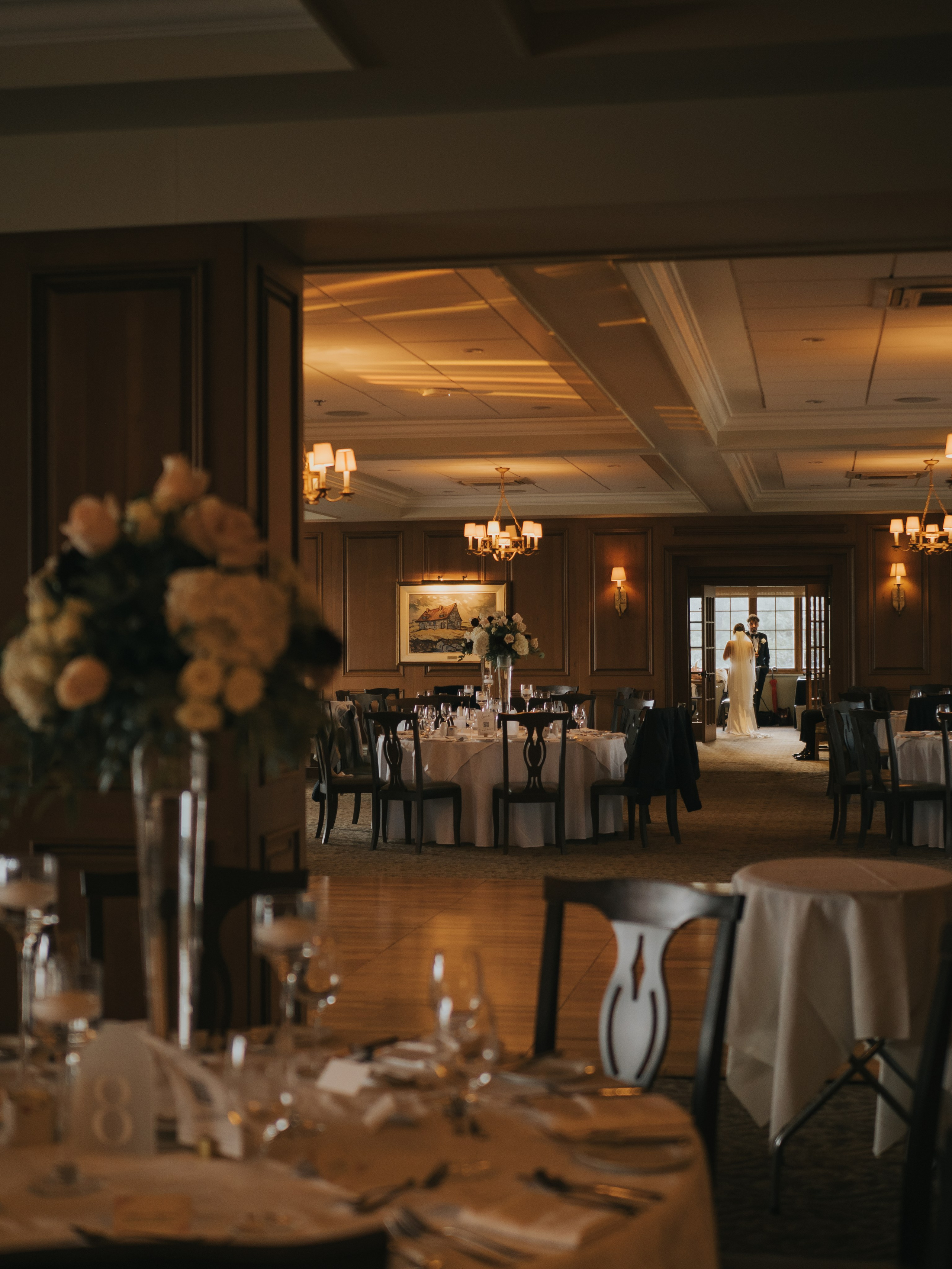 Wedding of Cassandra and Loïc in Beaconsfield, Montreal. Montreal Wedding Photographer — Muriel Oe Photo