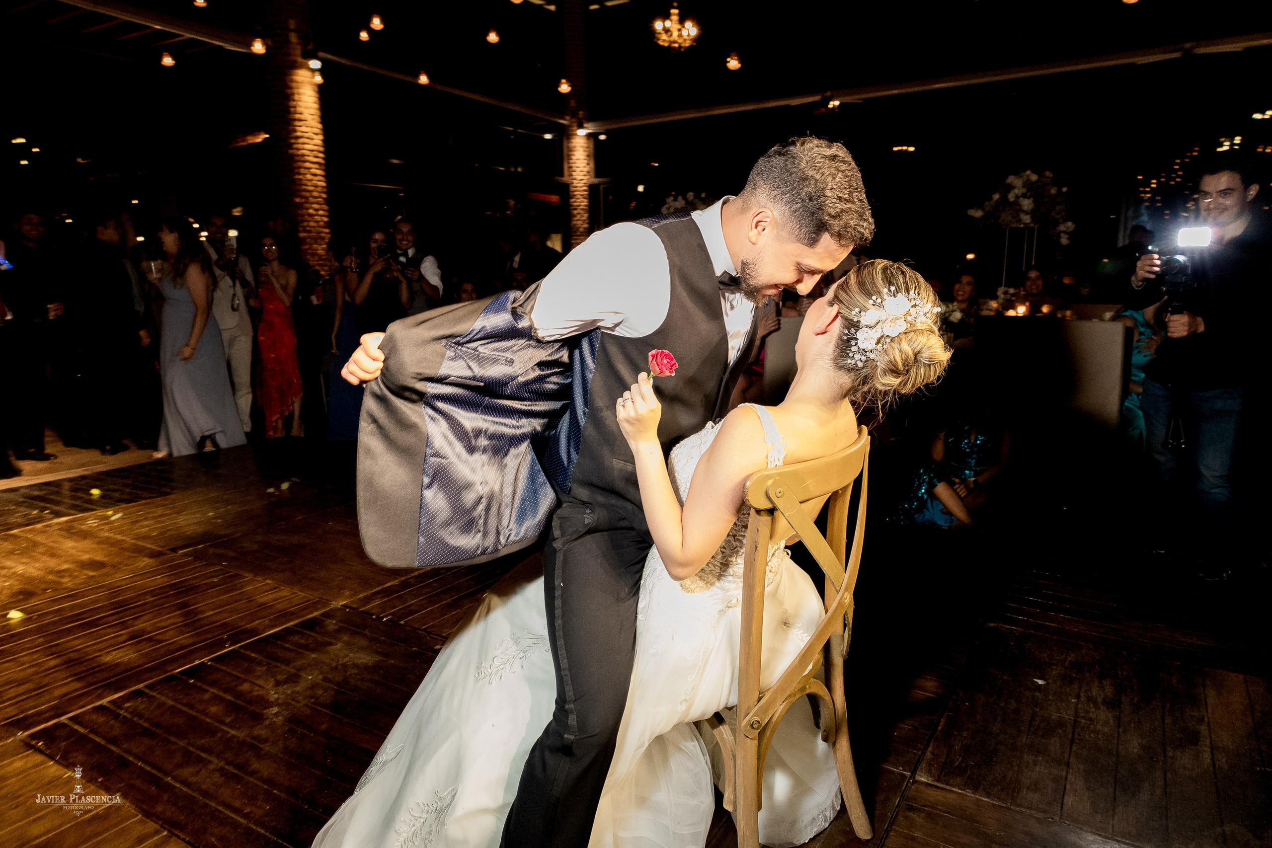 Alondra y Alex. Javier Plascencia Fotografo de Bodas en México