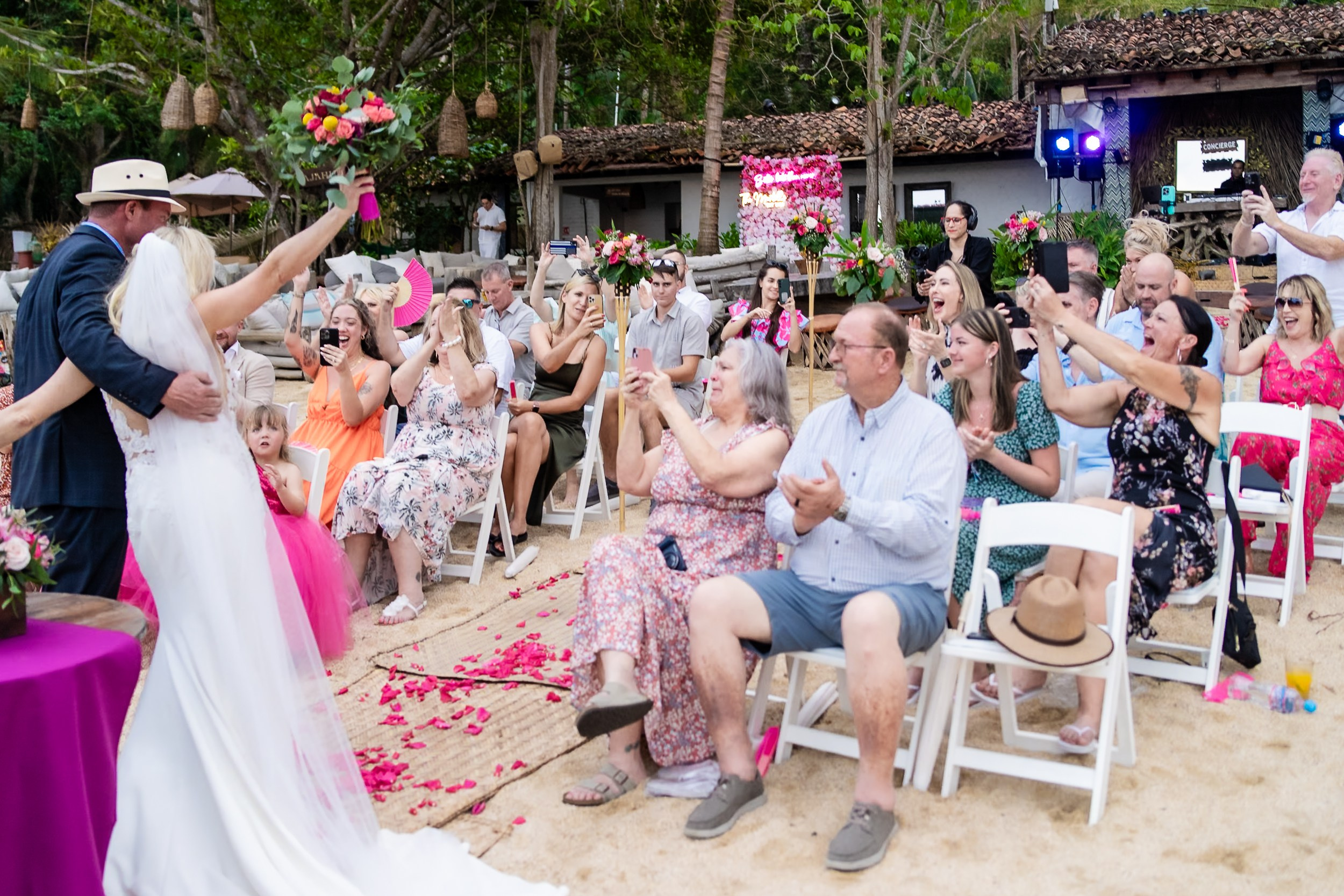 Aggie & Brian. Fotografía de Bodas Profesionales en Puerto Vallarta y Riviera Nayarit