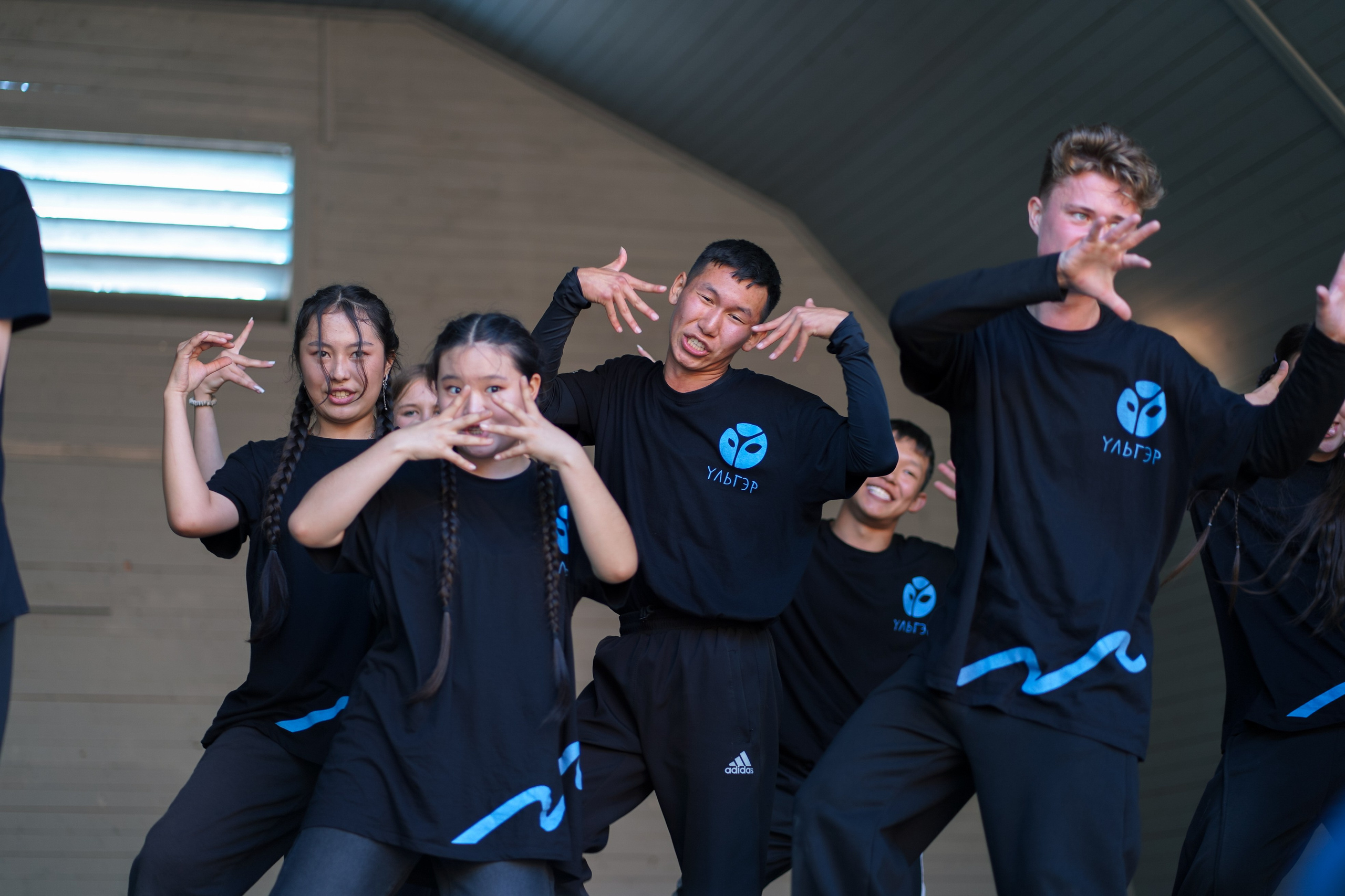 Theater School — Final Concert. Maria Elaeva Photography | Burnaby Portrait Photographer
