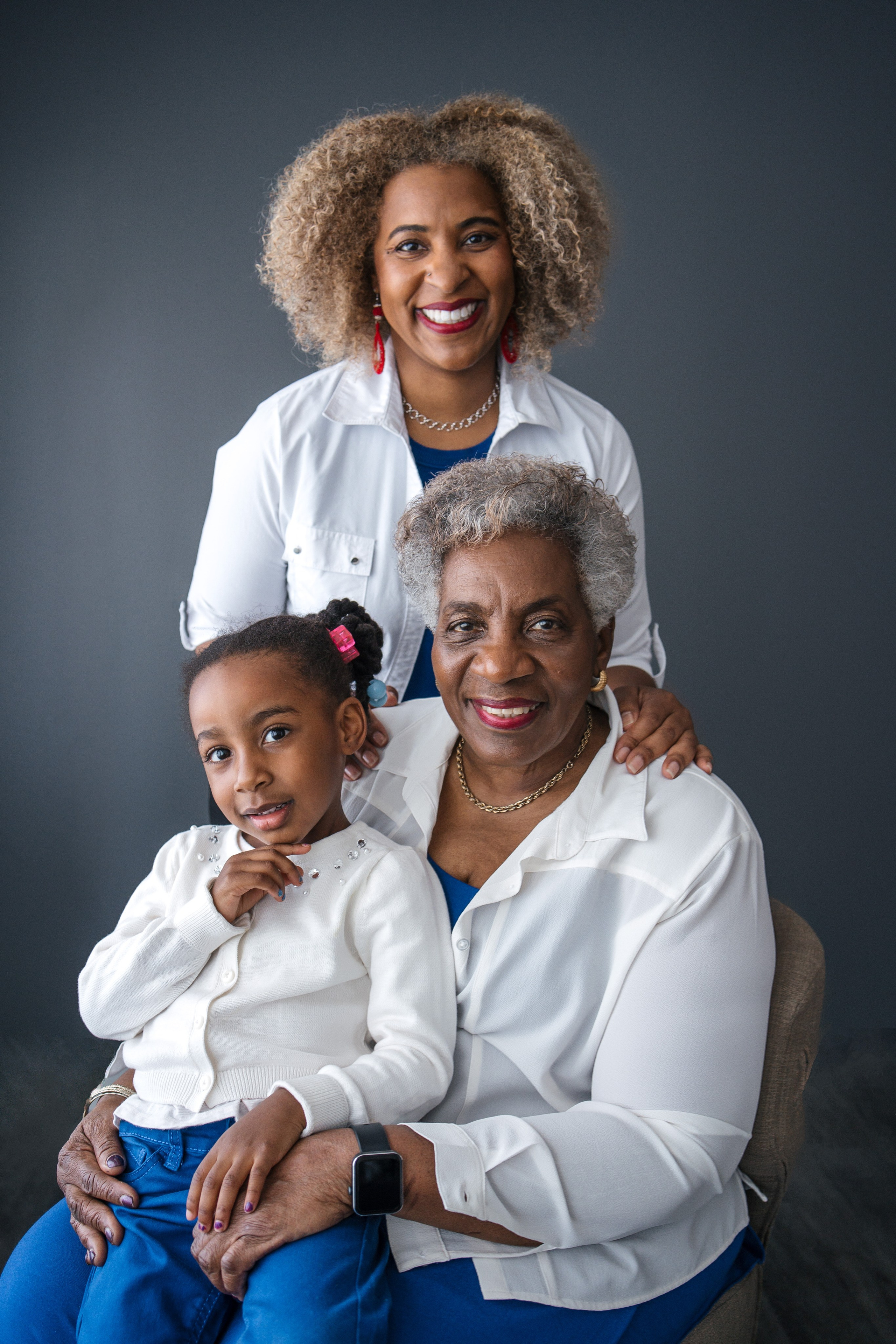 Shelley’s Family. Maria Elaeva Photography | Burnaby Portrait Photographer