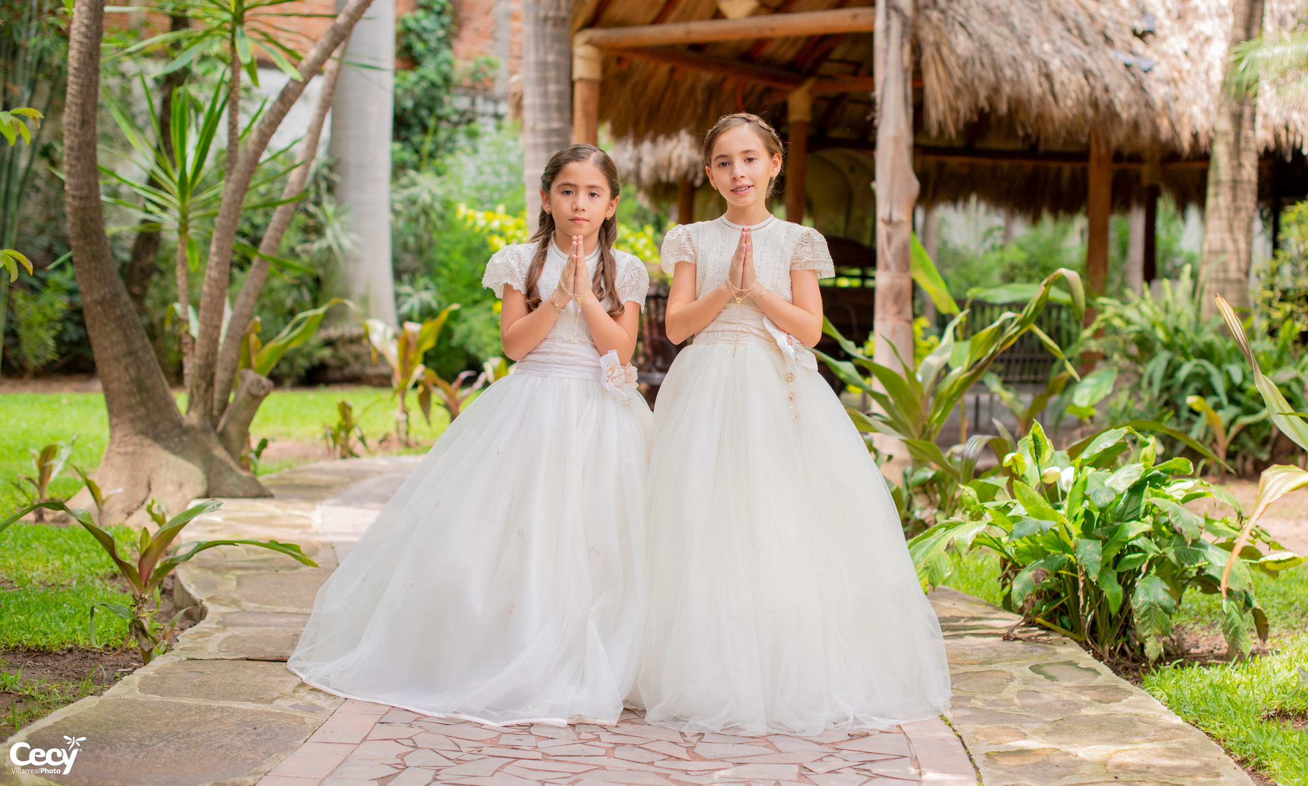DAFNE Y SARA - PRIMERA COMUNIÓN. Fotógrafa Sociales Cecy Villarreal Photo