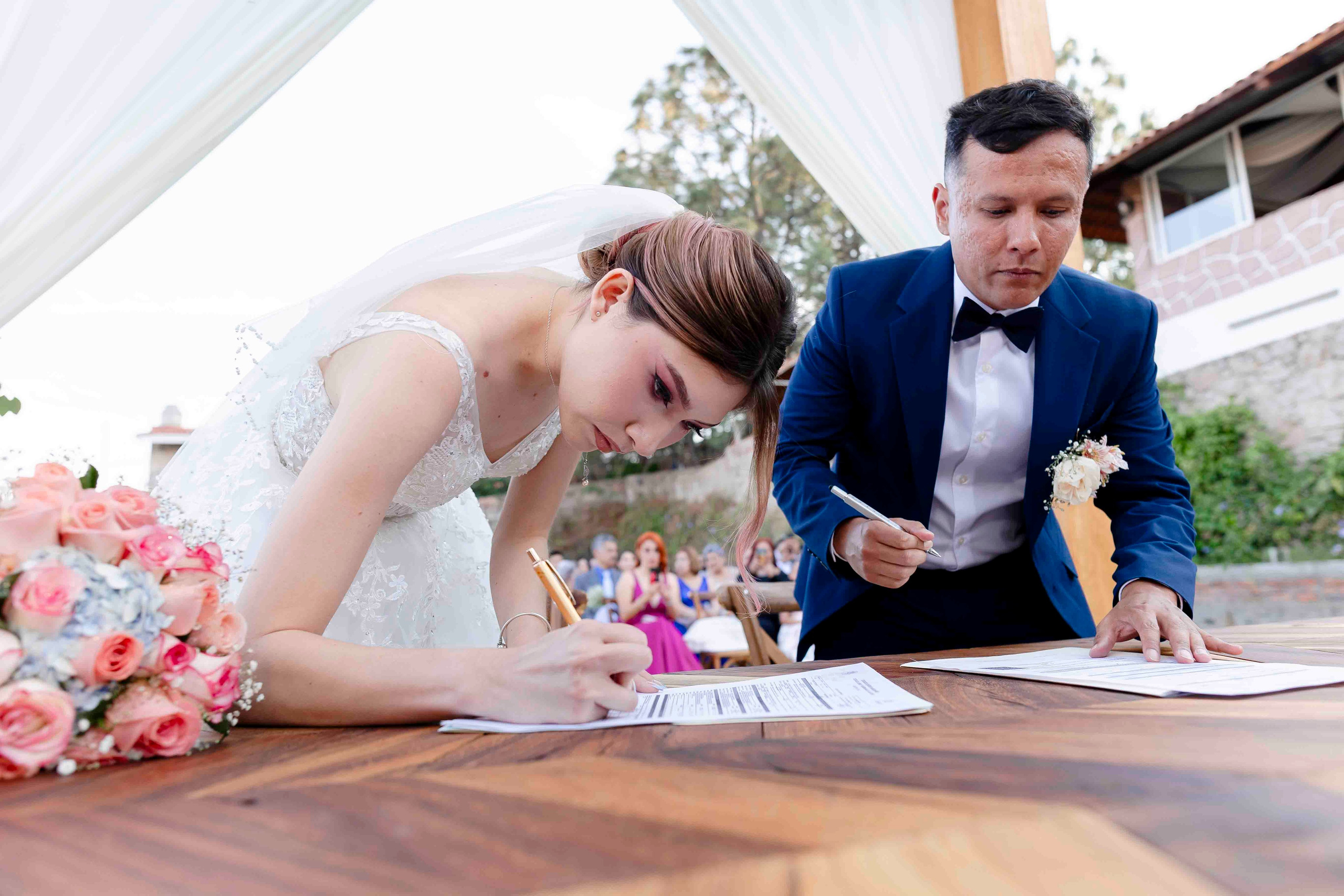 Civil. Wedding Photographer Ruth Preciado