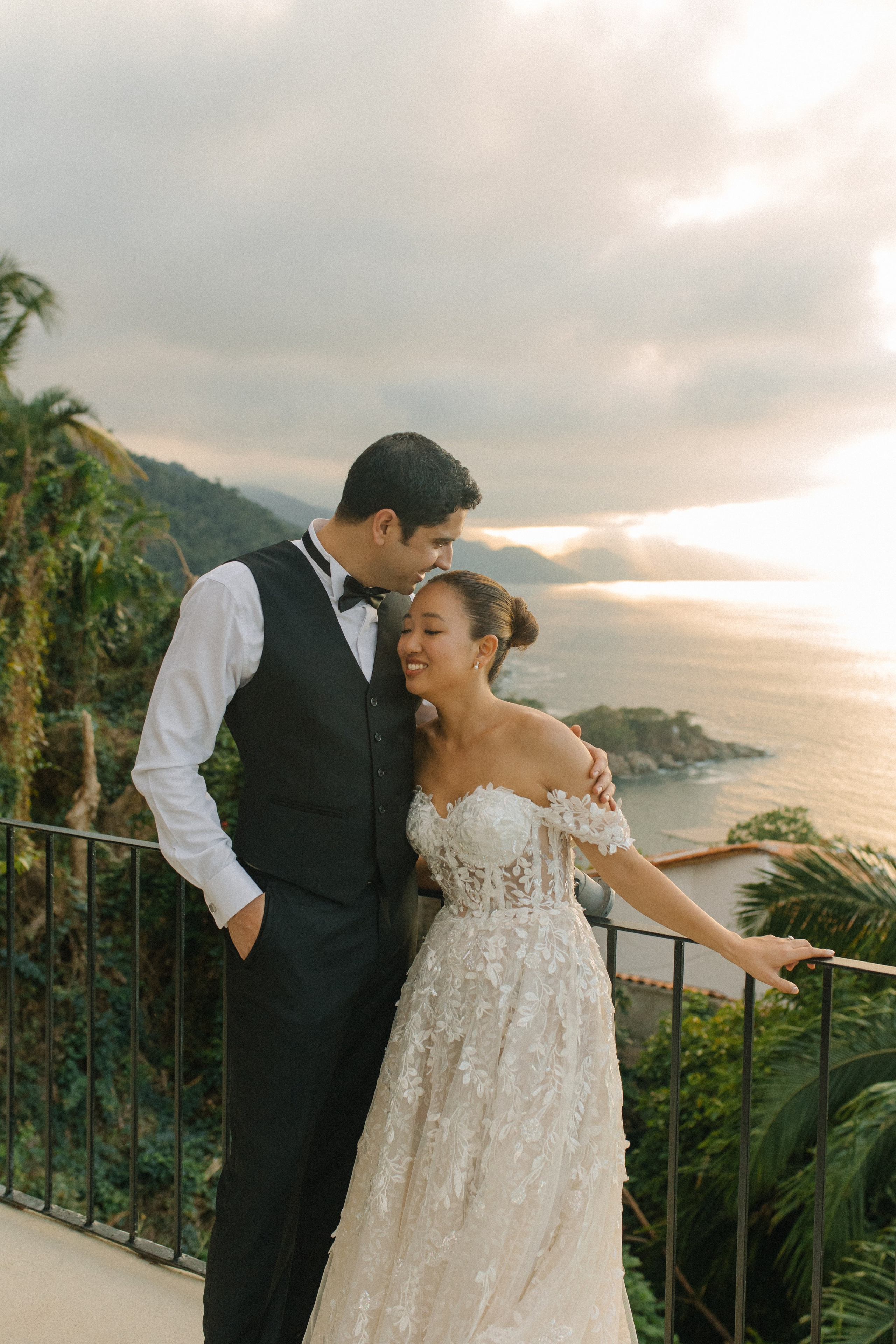 Cabo wedding photographer and videographer