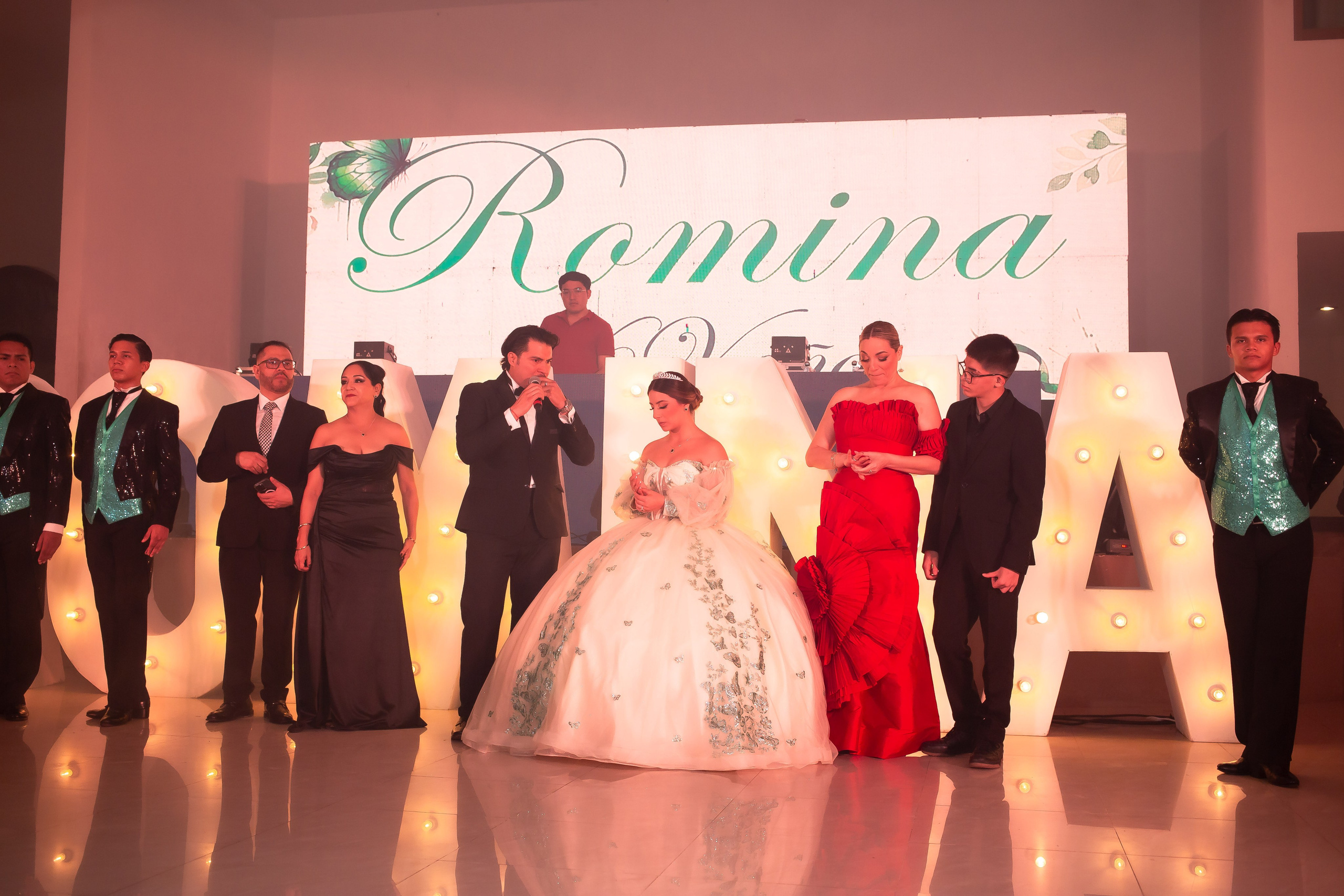 XV AÑOS ROMINA. Simón Enríquez Studio