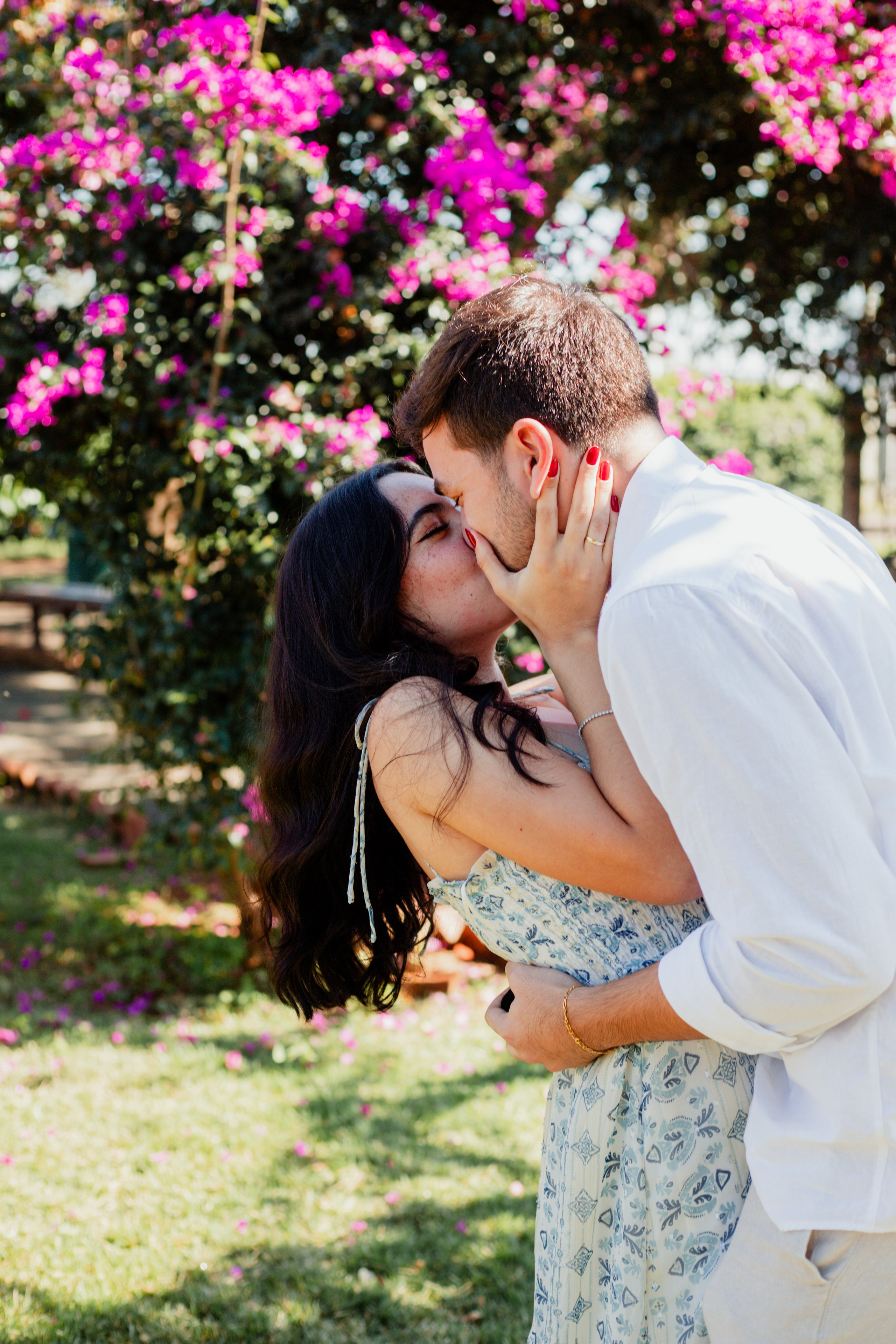 Pedido de Casamento e Pré-Wedding em Holambra | Joyce Maria Fotografia. Joyce Maria Fotografia | Fotógrafa em Holambra