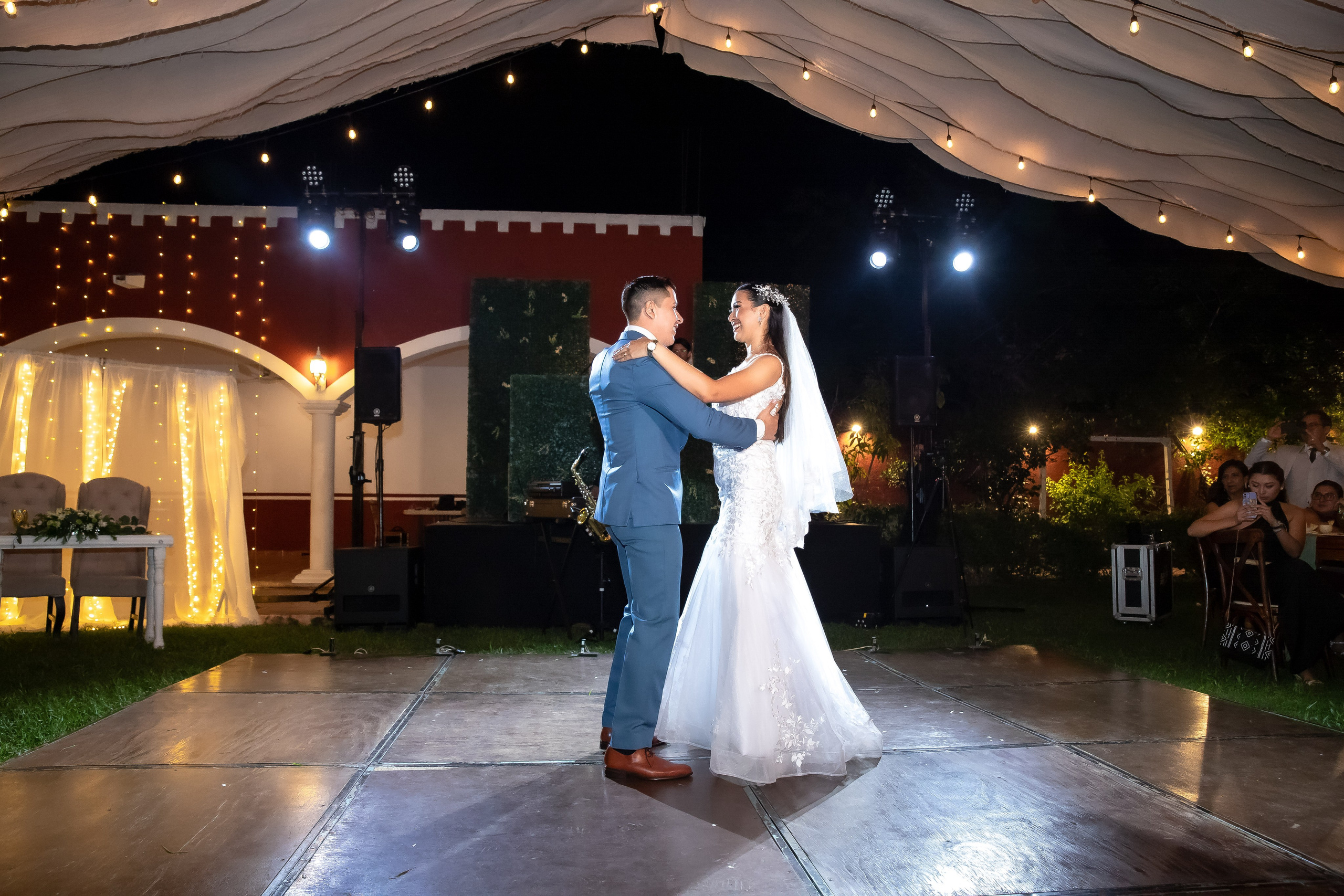 Delta & Cesar. Simón Enríquez Studio