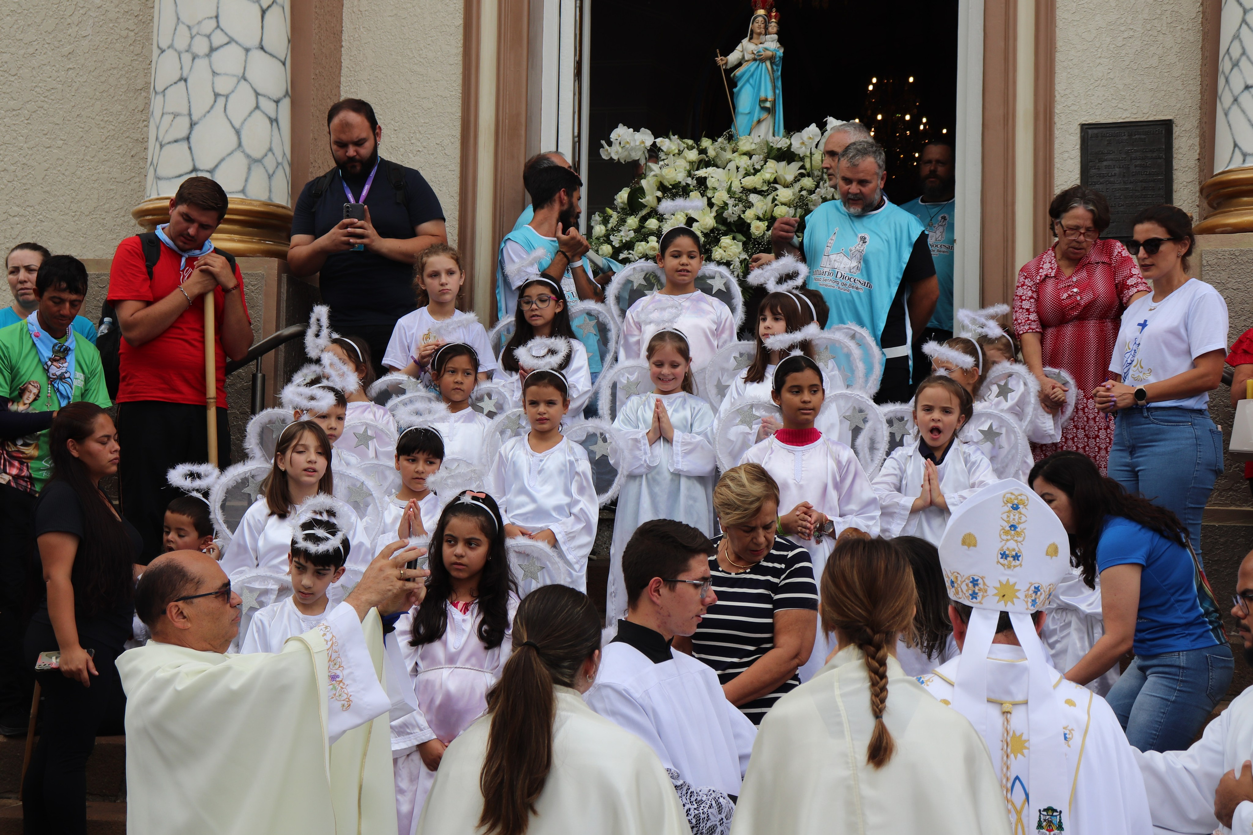 Peregrinação Nossa Senhora de Belém. Fotografia e Filmagem Handa Produções