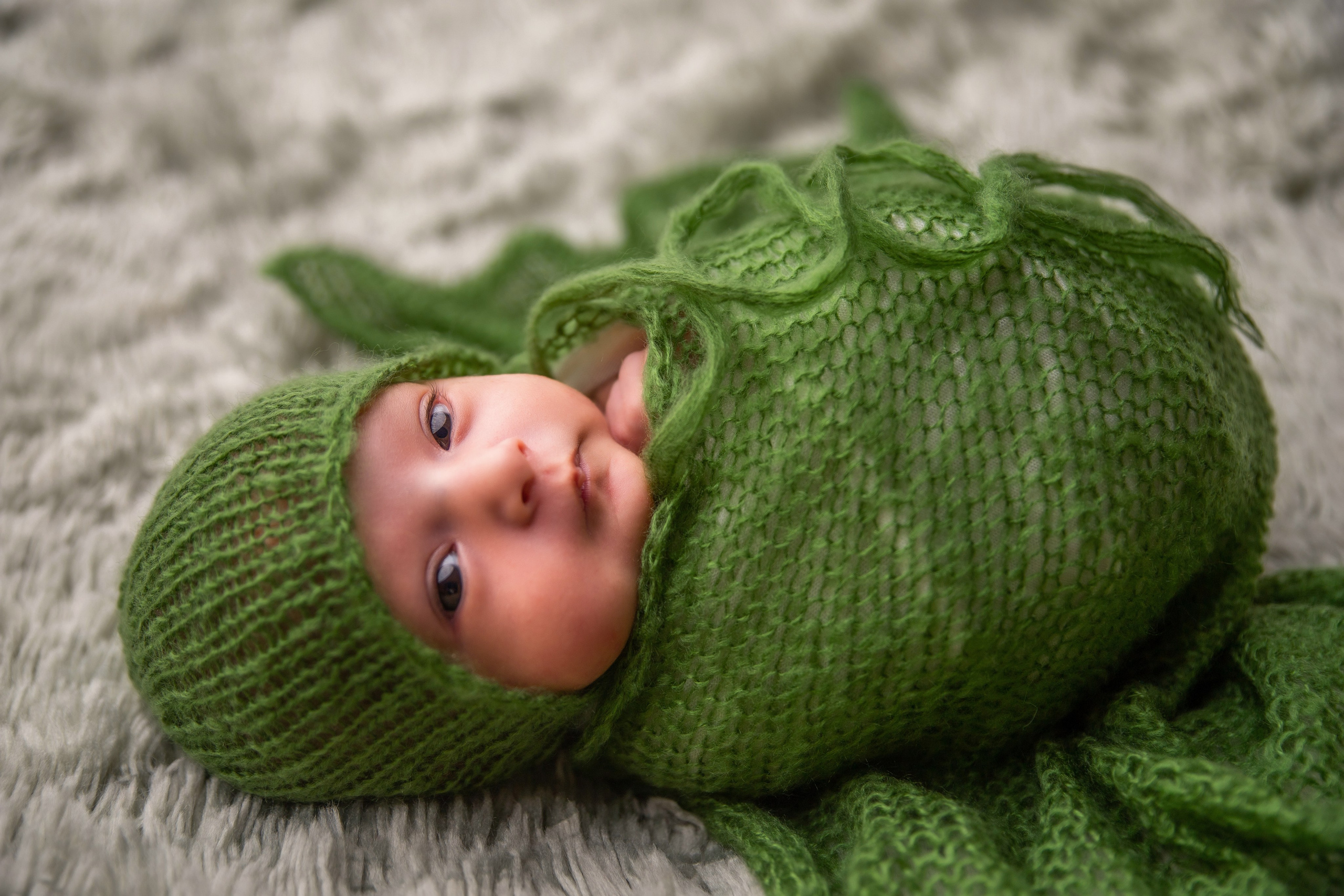 Newborns. Lifestyle and Family Photographer Faryal Saeed