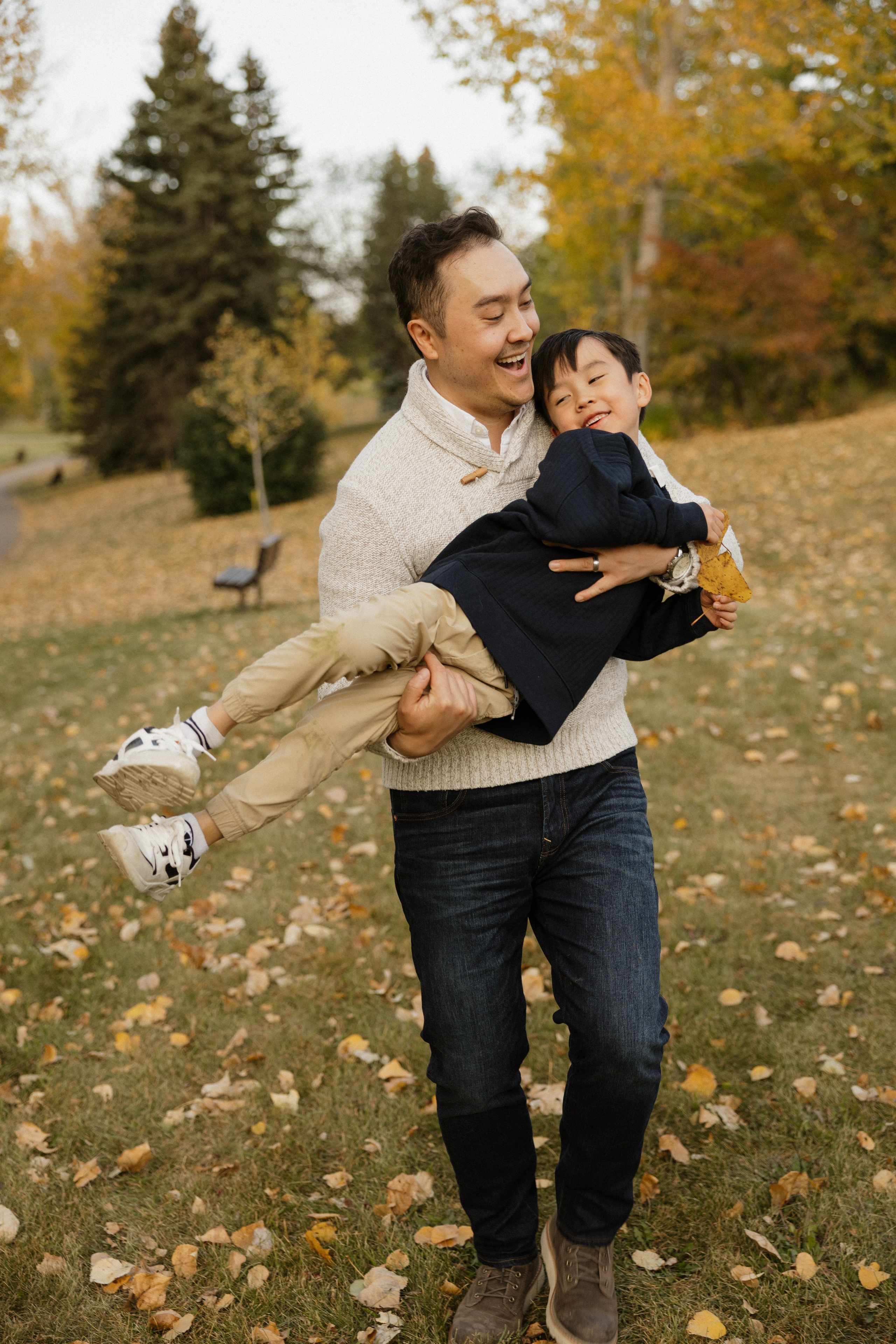 Warm Autumn with Kendra & Family. Photographer Stanislav Antonov