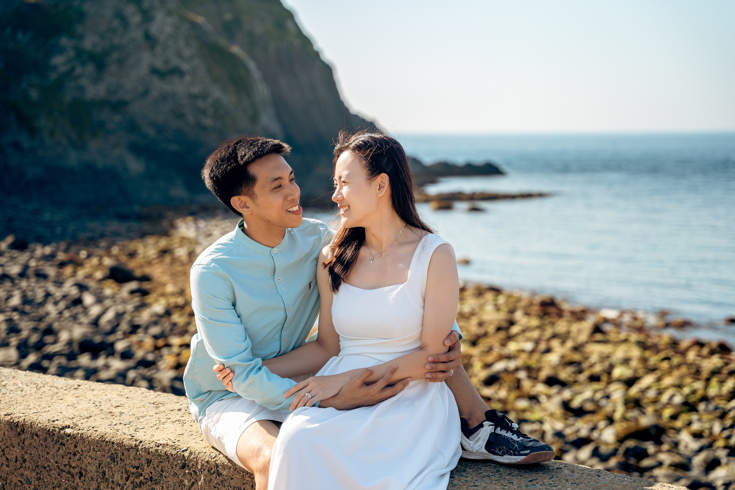Fukuoka Couple Photoshoot: Roses, Totoro Forest & Sunset Love Story