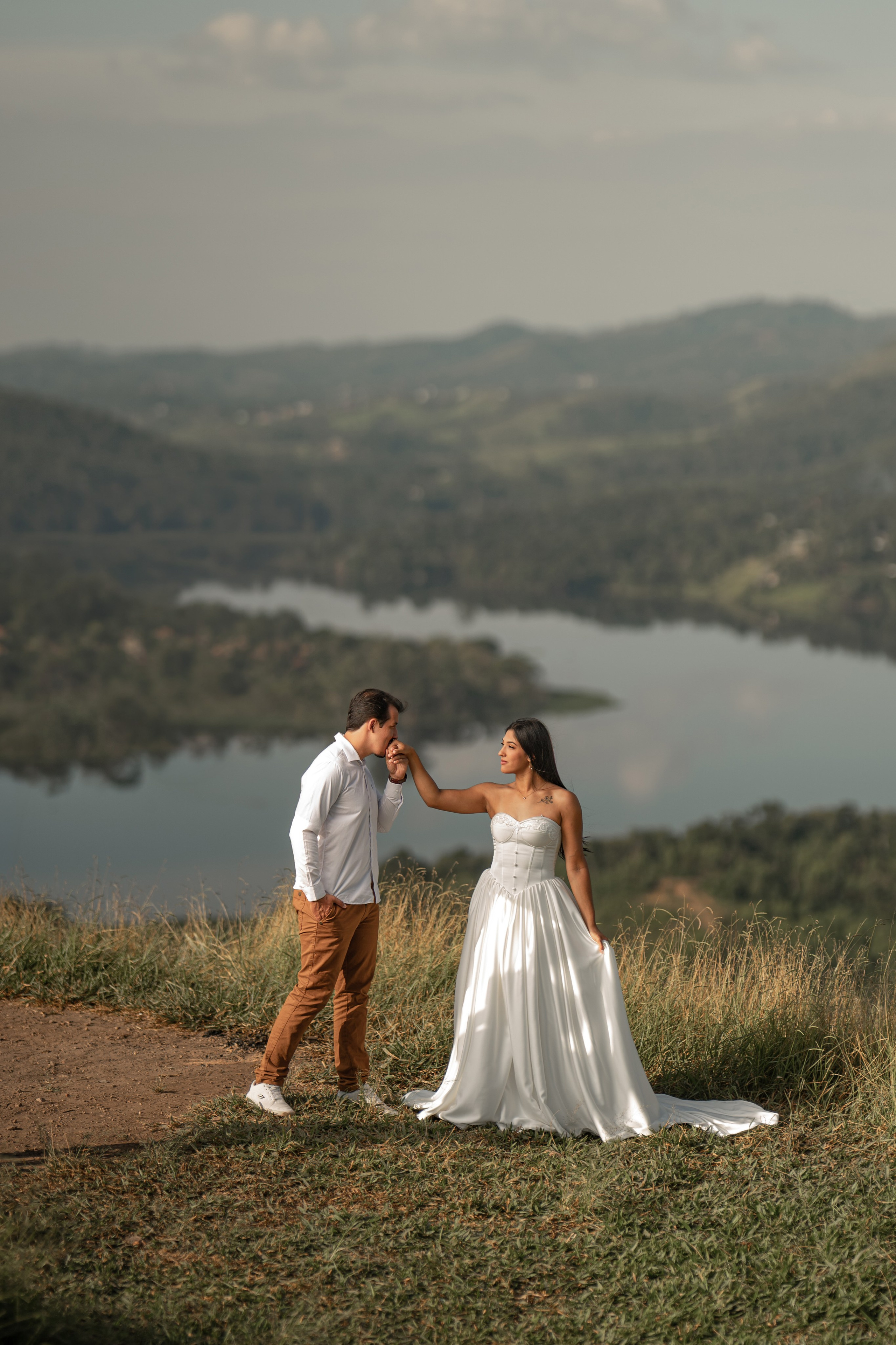 Julya. Morro do Capuava. Fotógrafo de Casamento, grávida, Retrato, Corporativo