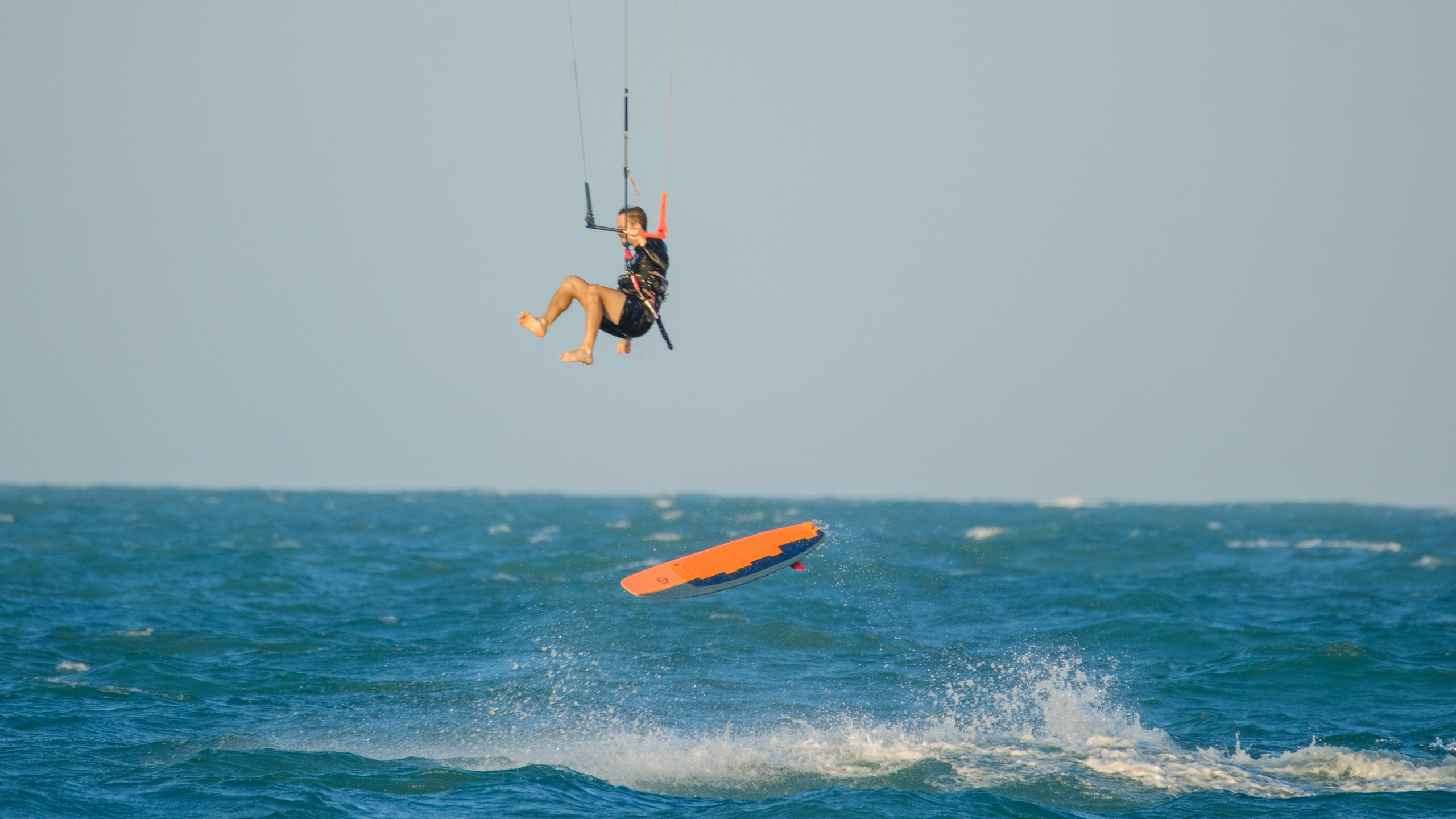 Kitesurfing. R&S Fotografia e Filme fotografamos e filmamos casamentos, ensaios diversos, eventos em geral e hotelaria