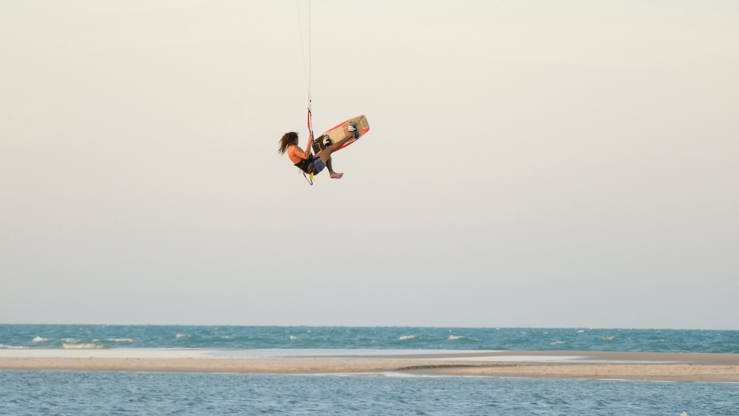 Kitesurfing. R&S Fotografia e Filme fotografamos e filmamos casamentos, ensaios diversos, eventos em geral e hotelaria