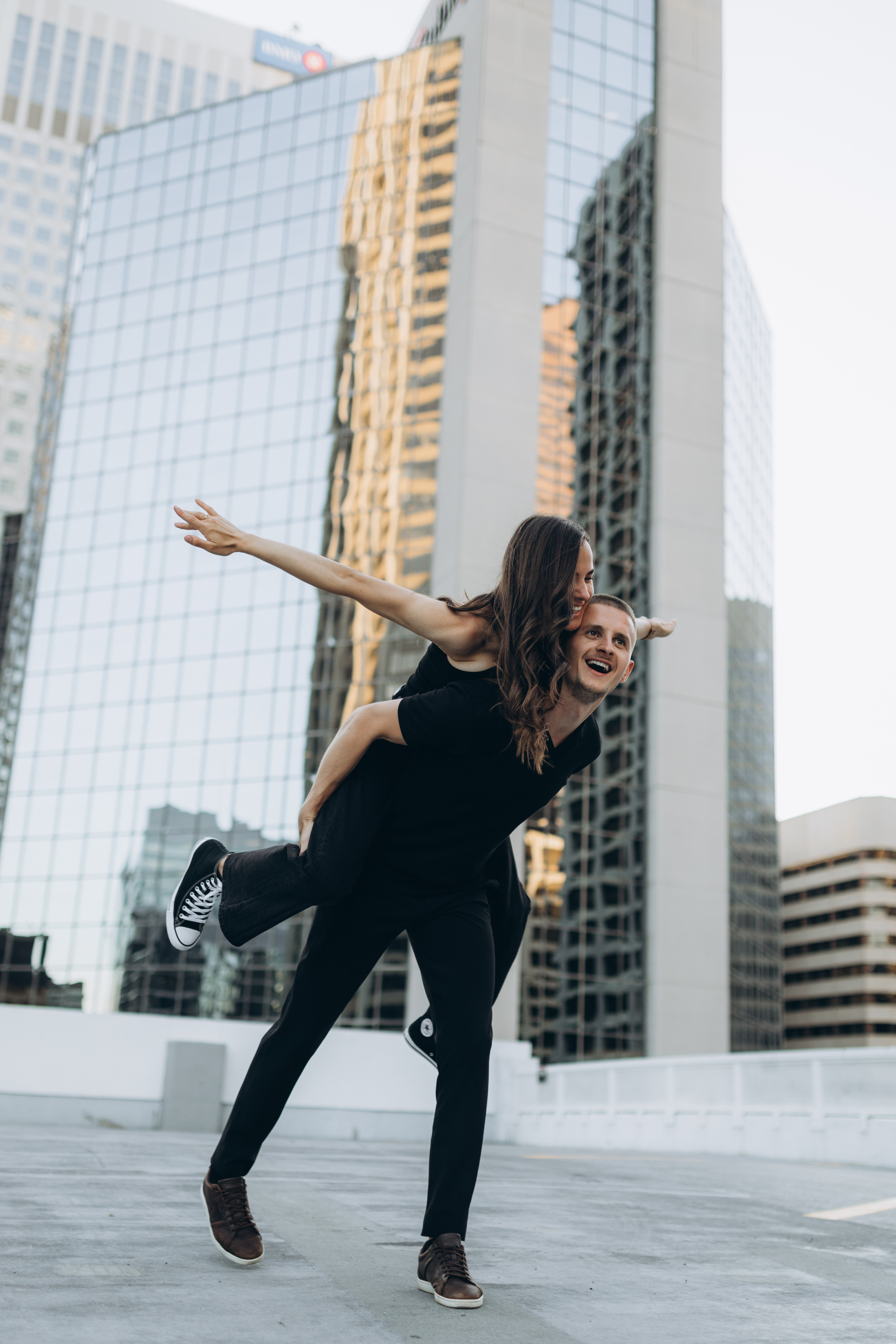 Andrew & Valentyna. Photographer Elvira Hryshchenko